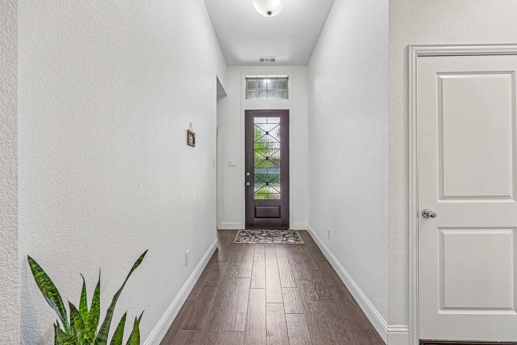 Single Family Residence For Rent in Denton County , 808 Parkland Drive, Little Elm, Texas 76227, 4 Bedroom, 3 Bathroom, 2 Garage spaces, 2,245 Sqft, built in 2017, mls#21325689, Real Estate Agent in Little Elm, Homes For Rent in Denton county, Homes For Rent in Little Elm, Realtor in Little Elm Texas, Real Estate Brokerage Independent Realty Texas, Luminita Cordes Realtor