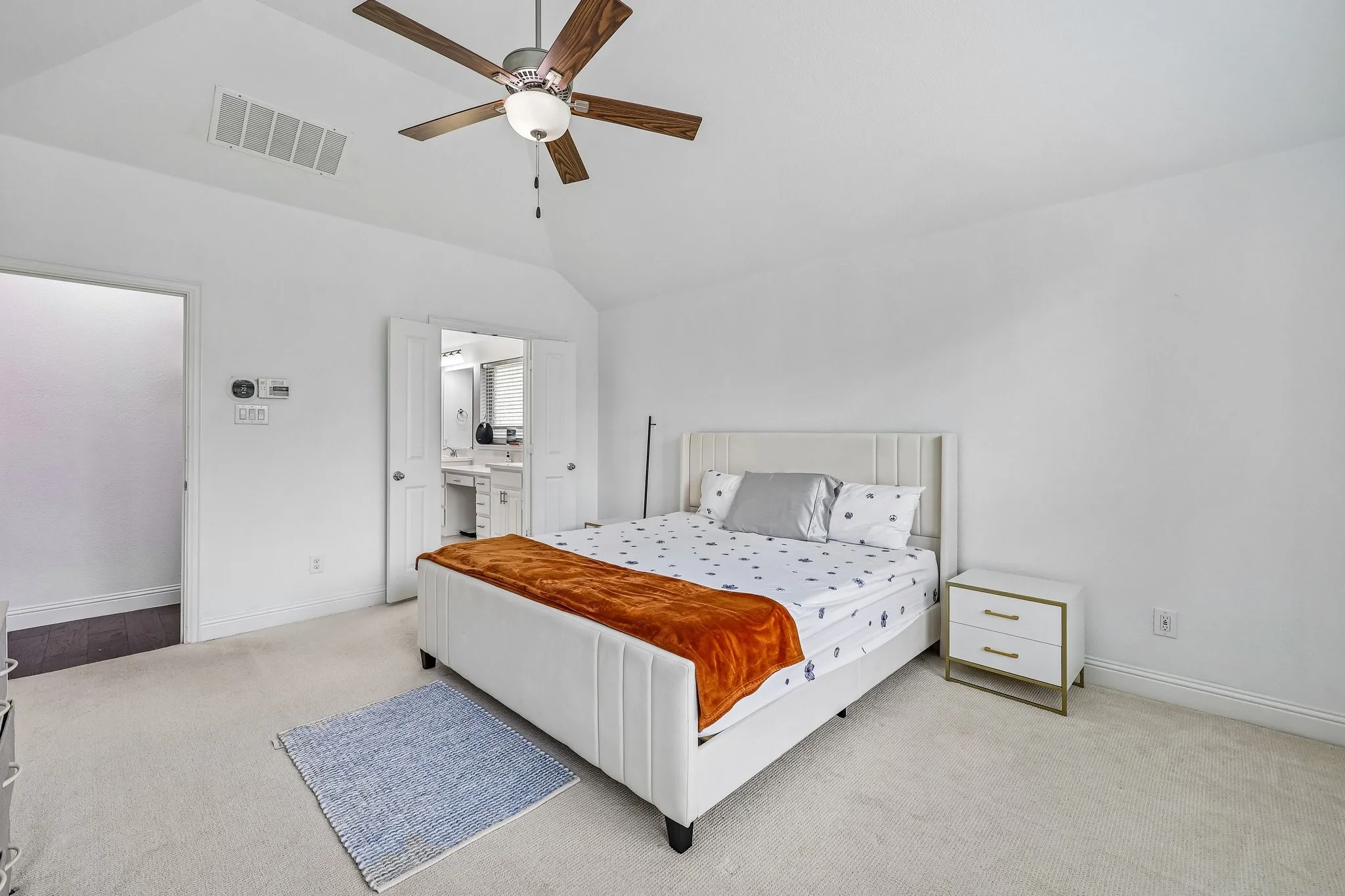 Single Family Residence For Rent in Denton County , 808 Parkland Drive, Little Elm, Texas 76227, 4 Bedroom, 3 Bathroom, 2 Garage spaces, 2,245 Sqft, built in 2017, mls#21325689, Real Estate Agent in Little Elm, Homes For Rent in Denton county, Homes For Rent in Little Elm, Realtor in Little Elm Texas, Real Estate Brokerage Independent Realty Texas, Luminita Cordes Realtor