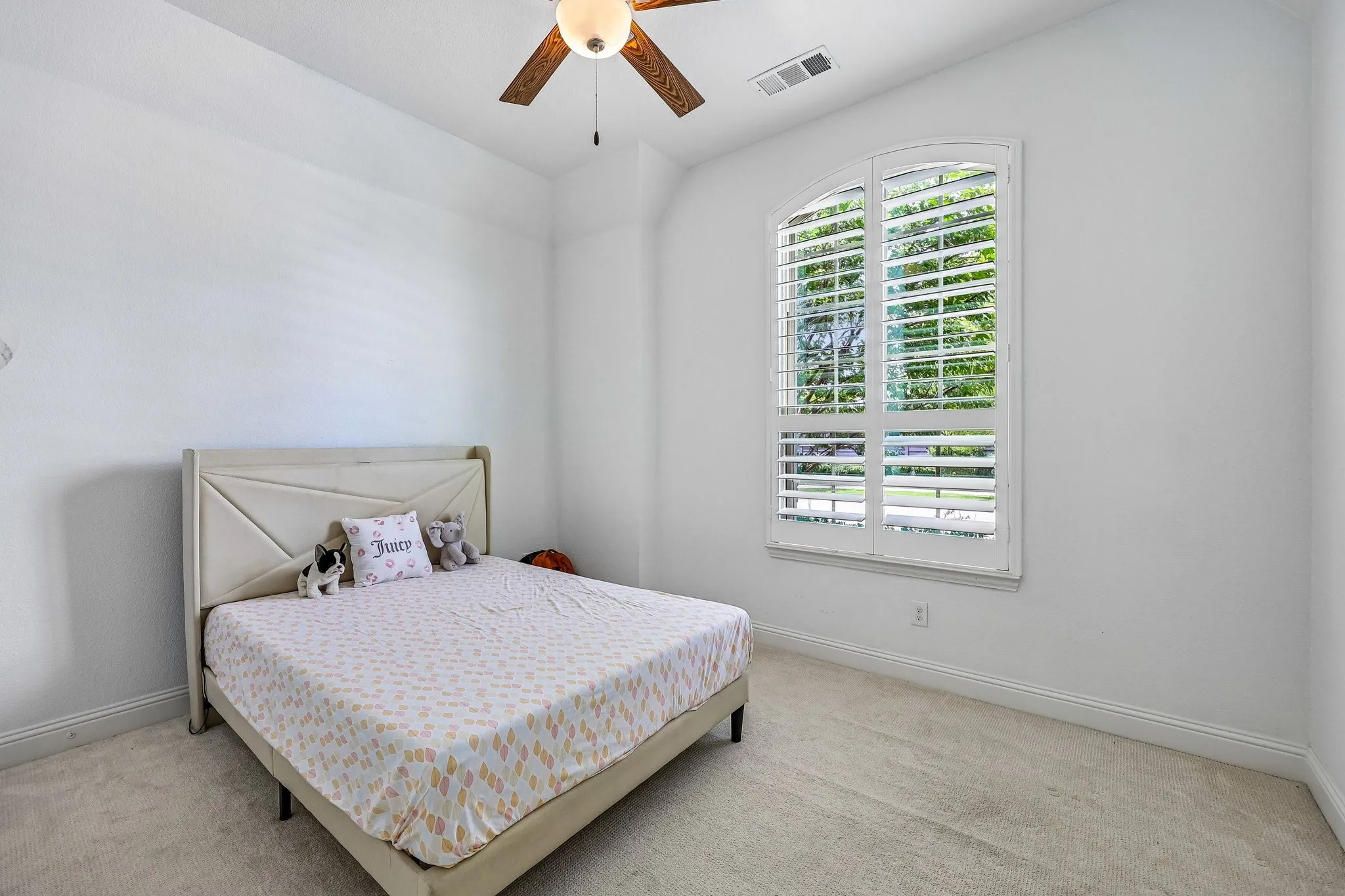 Single Family Residence For Rent in Denton County , 808 Parkland Drive, Little Elm, Texas 76227, 4 Bedroom, 3 Bathroom, 2 Garage spaces, 2,245 Sqft, built in 2017, mls#21325689, Real Estate Agent in Little Elm, Homes For Rent in Denton county, Homes For Rent in Little Elm, Realtor in Little Elm Texas, Real Estate Brokerage Independent Realty Texas, Luminita Cordes Realtor