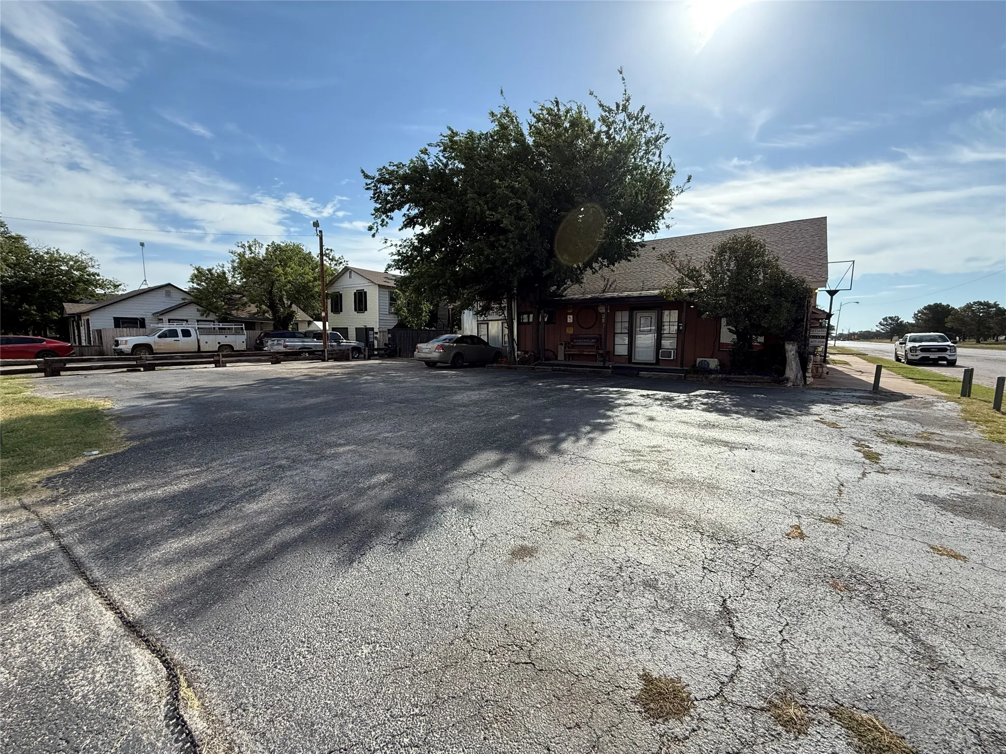 Multiple Parcels For Sale in Taylor County , 117 Victoria Street, Abilene, Texas 79603, 7 Bedroom, 5 Bathroom, 2 Garage spaces, 0 Sqft, built in 1944, mls#21325505, Real Estate Agent in Abilene, Homes For Sale in Taylor county, Homes For Sale in Abilene, Realtor in Abilene Texas, Real Estate Brokerage Independent Realty Texas, Luminita Cordes Realtor