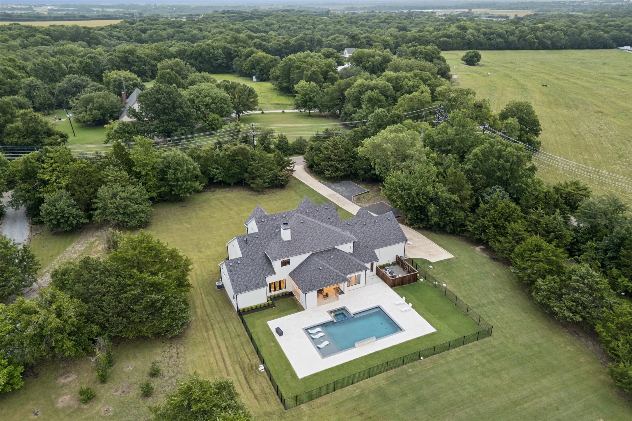 Single Family Residence For Rent in Collin County , 7025 County Road 202, Mc Kinney, Texas 75071, 5 Bedroom, 7 Bathroom, 3 Garage spaces, 5,751 Sqft, built in 2018, mls#21325718, Real Estate Agent in Mc Kinney, Homes For Rent in Collin county, Homes For Rent in Mc Kinney, Realtor in Mc Kinney Texas, Real Estate Brokerage Independent Realty Texas, Luminita Cordes Realtor
