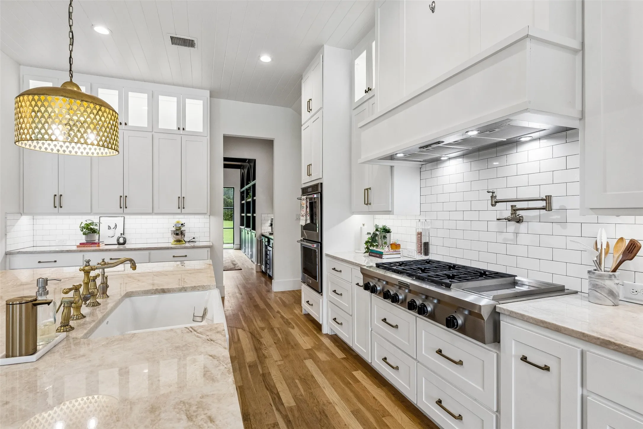 Single Family Residence For Rent in Collin County , 7025 County Road 202, Mc Kinney, Texas 75071, 5 Bedroom, 7 Bathroom, 3 Garage spaces, 5,751 Sqft, built in 2018, mls#21325718, Real Estate Agent in Mc Kinney, Homes For Rent in Collin county, Homes For Rent in Mc Kinney, Realtor in Mc Kinney Texas, Real Estate Brokerage Independent Realty Texas, Luminita Cordes Realtor