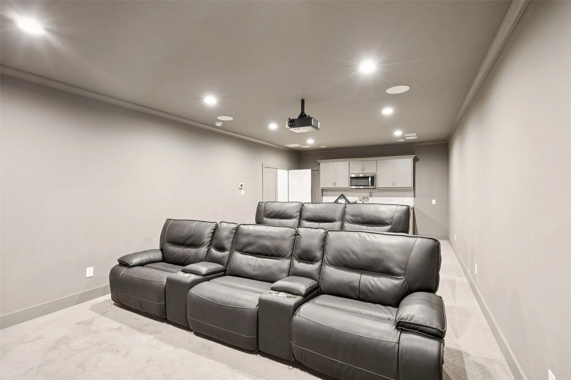 Single Family Residence For Rent in Collin County , 7025 County Road 202, Mc Kinney, Texas 75071, 5 Bedroom, 7 Bathroom, 3 Garage spaces, 5,751 Sqft, built in 2018, mls#21325718, Real Estate Agent in Mc Kinney, Homes For Rent in Collin county, Homes For Rent in Mc Kinney, Realtor in Mc Kinney Texas, Real Estate Brokerage Independent Realty Texas, Luminita Cordes Realtor