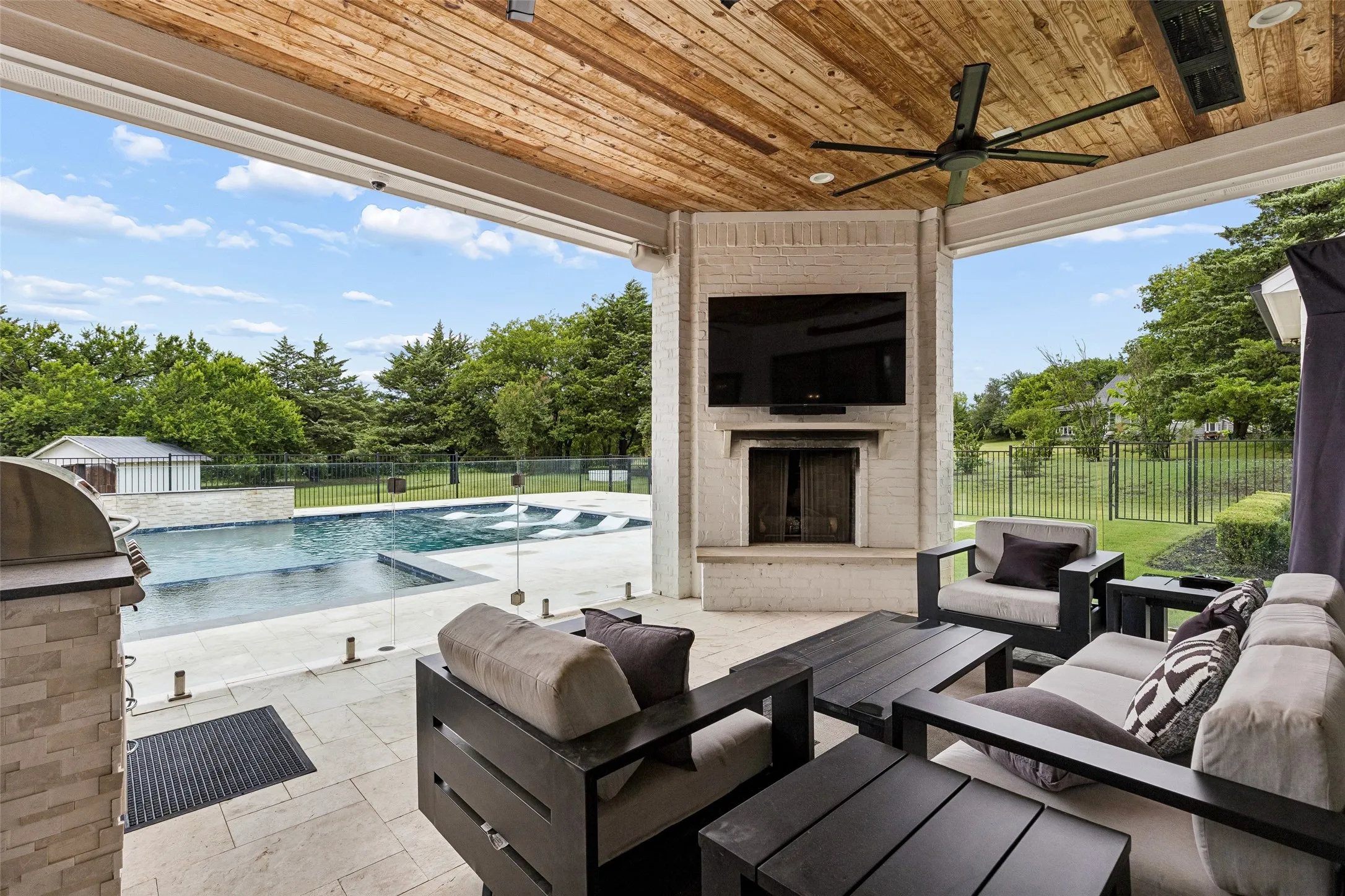 Single Family Residence For Rent in Collin County , 7025 County Road 202, Mc Kinney, Texas 75071, 5 Bedroom, 7 Bathroom, 3 Garage spaces, 5,751 Sqft, built in 2018, mls#21325718, Real Estate Agent in Mc Kinney, Homes For Rent in Collin county, Homes For Rent in Mc Kinney, Realtor in Mc Kinney Texas, Real Estate Brokerage Independent Realty Texas, Luminita Cordes Realtor