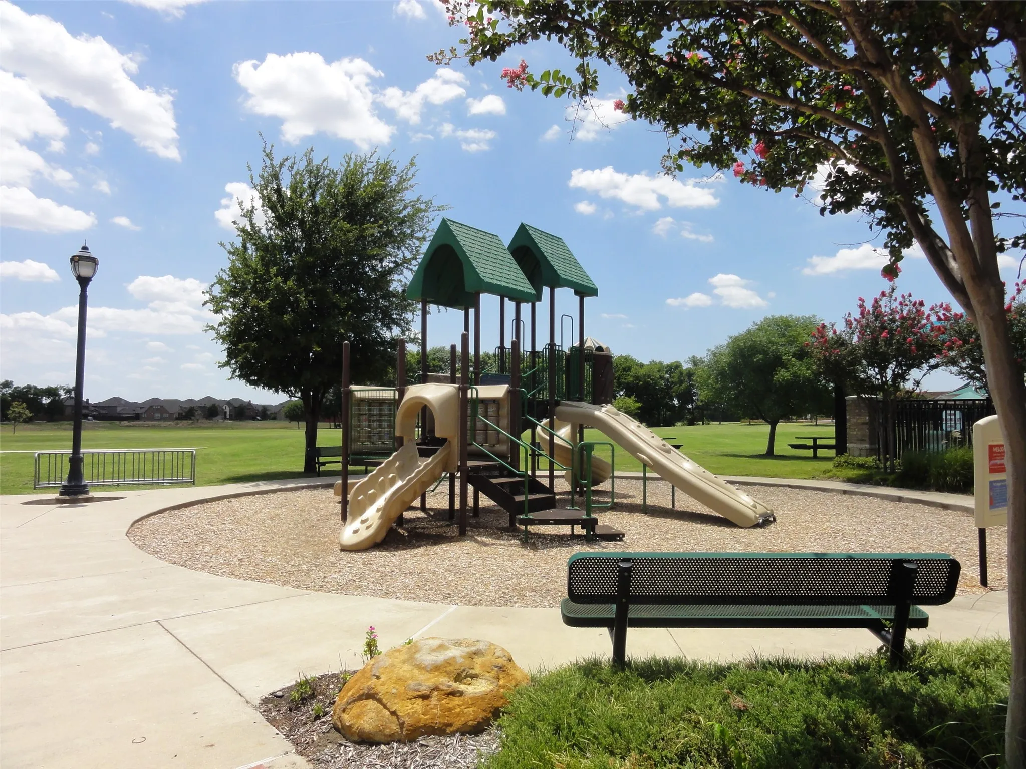 Single Family Residence For Rent in Collin County , 10848 Sedalia Drive, Mc Kinney, Texas 75072, 4 Bedroom, 3 Bathroom, 2 Garage spaces, 2,351 Sqft, built in 2013, mls#21323014, Real Estate Agent in Mc Kinney, Homes For Rent in Collin county, Homes For Rent in Mc Kinney, Realtor in Mc Kinney Texas, Real Estate Brokerage Independent Realty Texas, Luminita Cordes Realtor