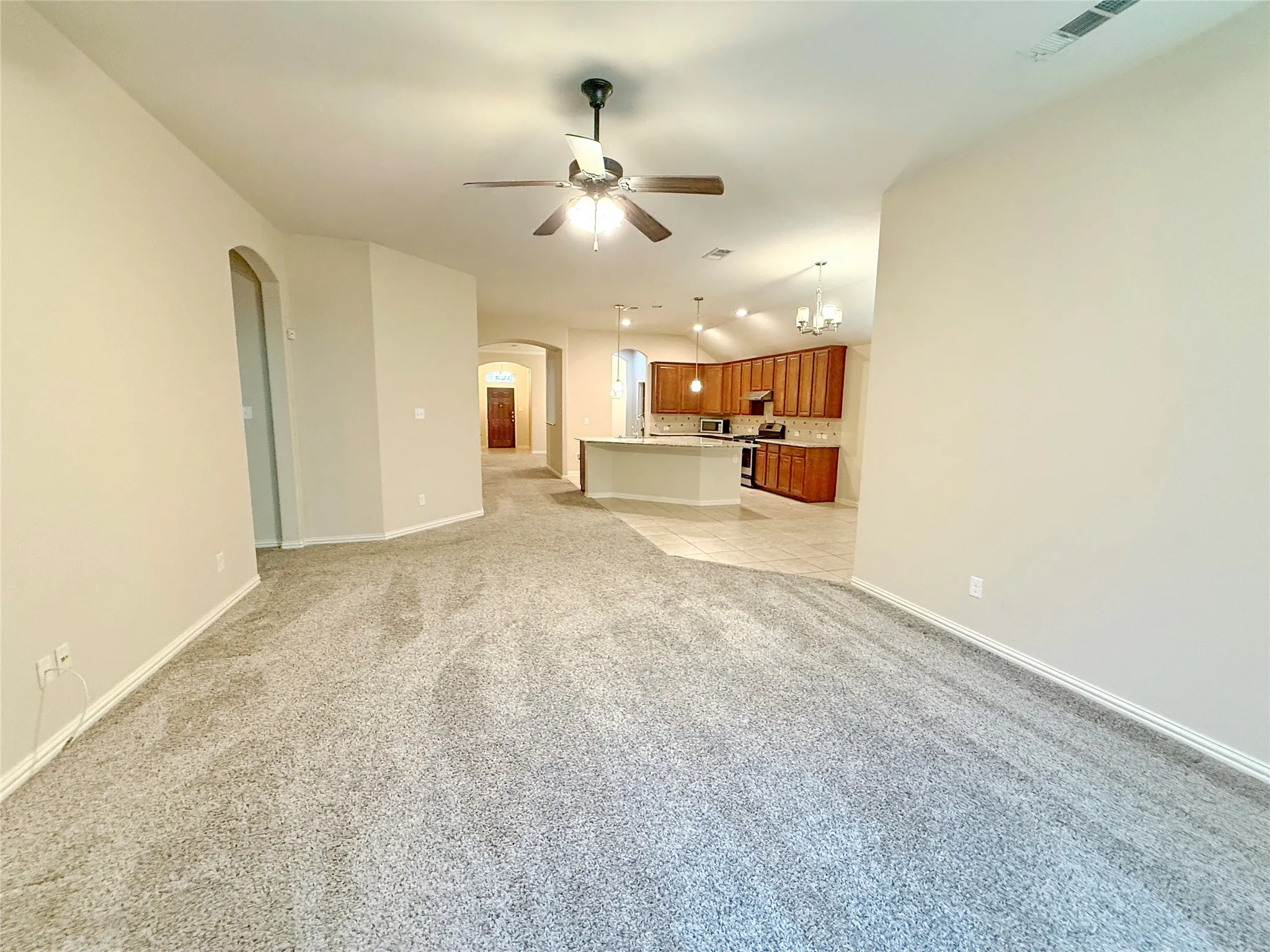 Single Family Residence For Rent in Collin County , 10848 Sedalia Drive, Mc Kinney, Texas 75072, 4 Bedroom, 3 Bathroom, 2 Garage spaces, 2,351 Sqft, built in 2013, mls#21323014, Real Estate Agent in Mc Kinney, Homes For Rent in Collin county, Homes For Rent in Mc Kinney, Realtor in Mc Kinney Texas, Real Estate Brokerage Independent Realty Texas, Luminita Cordes Realtor
