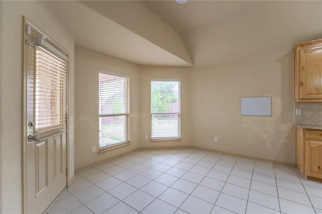 Single Family Residence For Rent in Dallas County , 3003 Belmont Court, Irving, Texas 75060, 4 Bedroom, 3 Bathroom, 2 Garage spaces, 2,204 Sqft, built in 2010, mls#21325721, Real Estate Agent in Irving, Homes For Rent in Dallas county, Homes For Rent in Irving, Realtor in Irving Texas, Real Estate Brokerage Independent Realty Texas, Luminita Cordes Realtor
