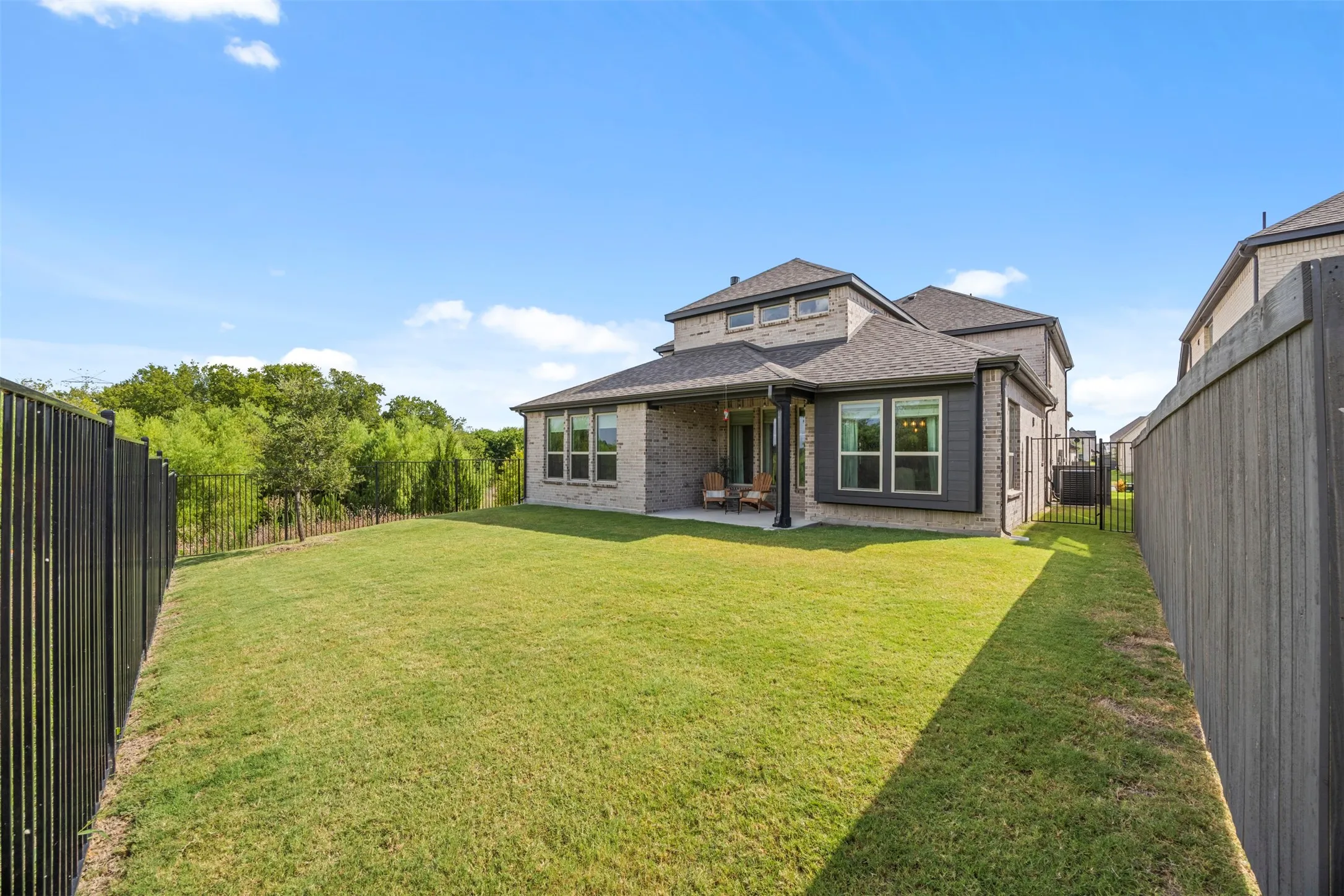 Single Family Residence For Sale in Ellis County , 3502 Prickly Pear Trail, Venus, Texas 76084, 4 Bedroom, 3 Bathroom, 2 Garage spaces, 3,030 Sqft, built in 2024, mls#21324816, Real Estate Agent in Venus, Homes For Sale in Ellis county, Homes For Sale in Venus, Realtor in Venus Texas, Real Estate Brokerage Independent Realty Texas, Luminita Cordes Realtor