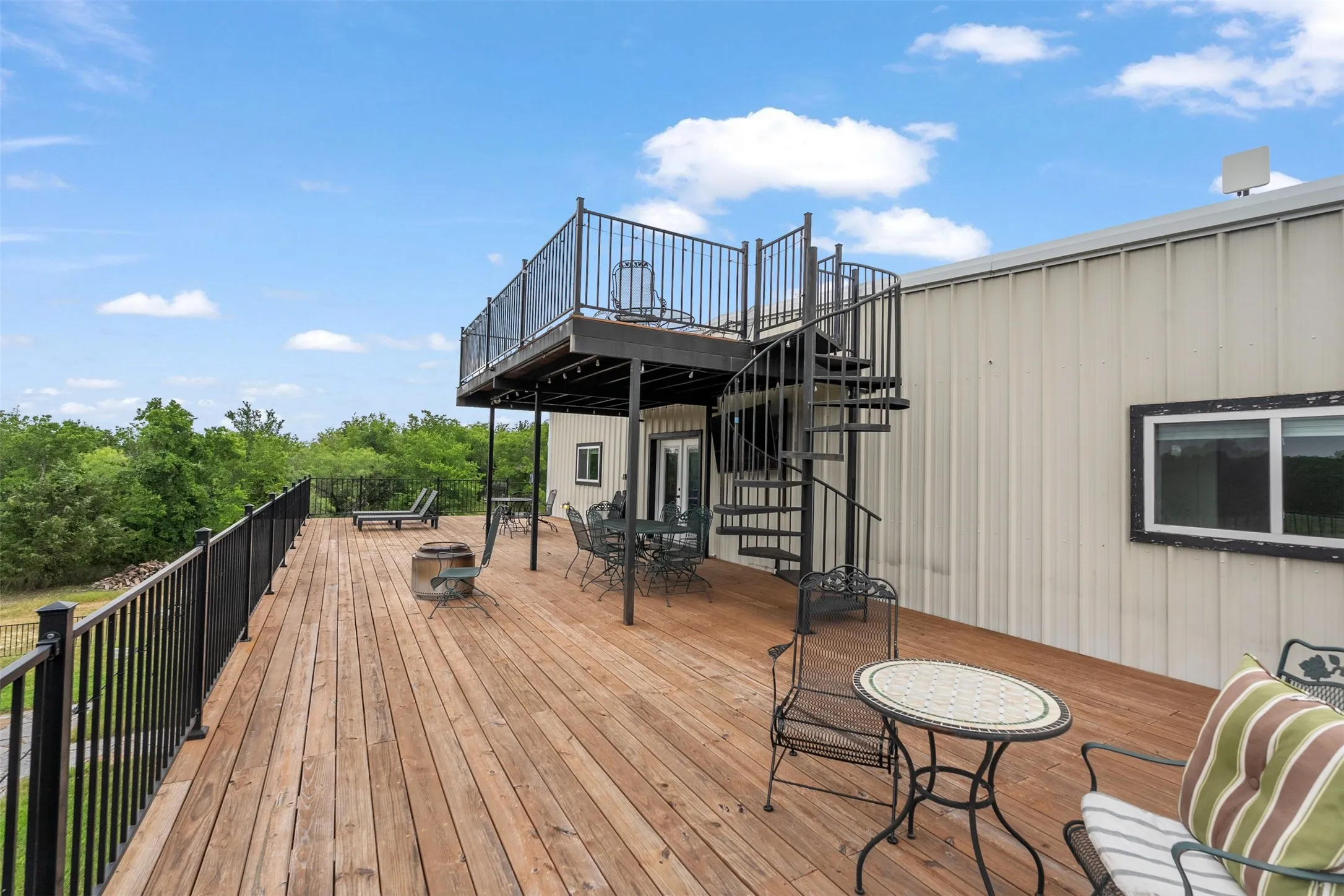 View of the 3rd floor observation deck.