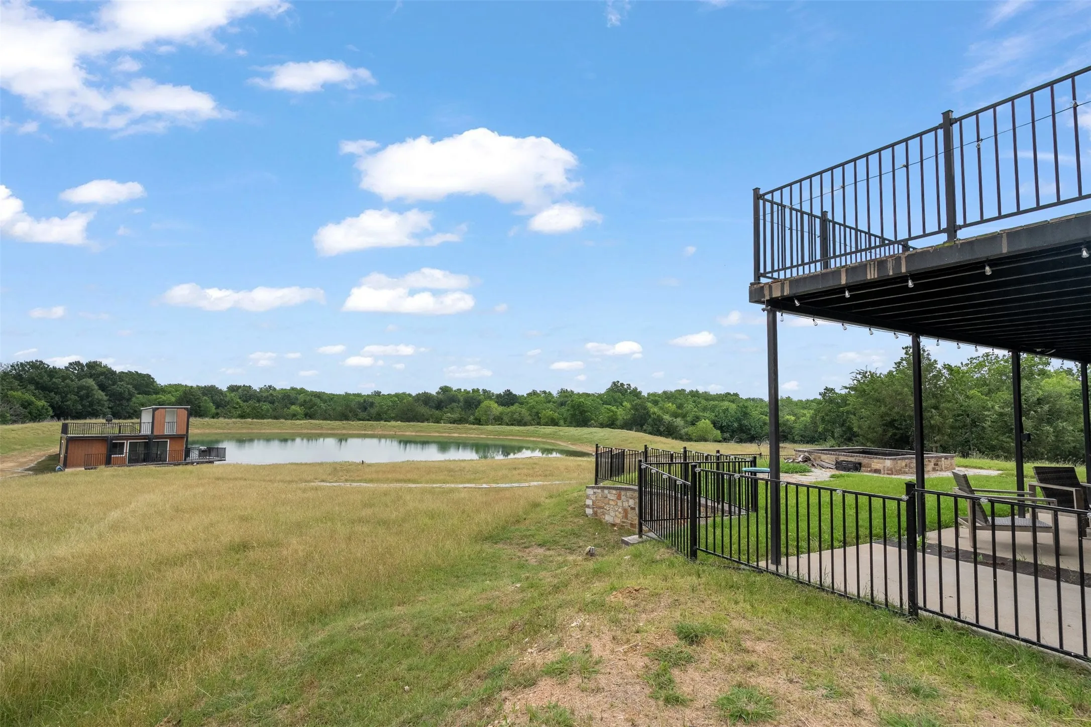 Farm For Sale in Hill County , 2129 HCR 3322 Loop, Hubbard, Texas 76648, 5 Bedroom, 6 Bathroom, Garage spaces, 3,000 Sqft, built in 2021, mls#21313710, Real Estate Agent in Hubbard, Homes For Sale in Hill county, Homes For Sale in Hubbard, Realtor in Hubbard Texas, Real Estate Brokerage Independent Realty Texas, Luminita Cordes Realtor