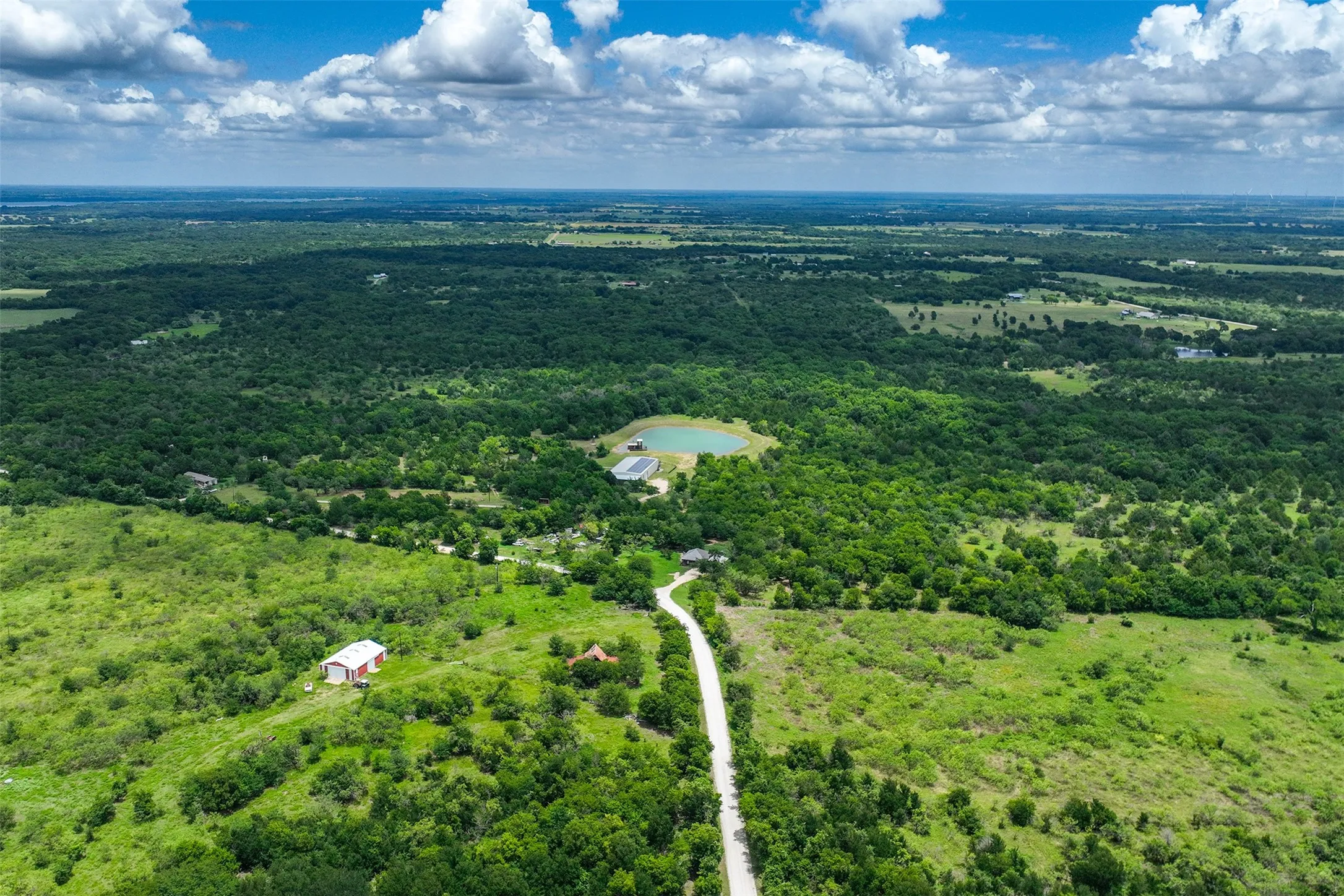 Farm For Sale in Hill County , 2129 HCR 3322 Loop, Hubbard, Texas 76648, 5 Bedroom, 6 Bathroom, Garage spaces, 3,000 Sqft, built in 2021, mls#21313710, Real Estate Agent in Hubbard, Homes For Sale in Hill county, Homes For Sale in Hubbard, Realtor in Hubbard Texas, Real Estate Brokerage Independent Realty Texas, Luminita Cordes Realtor
