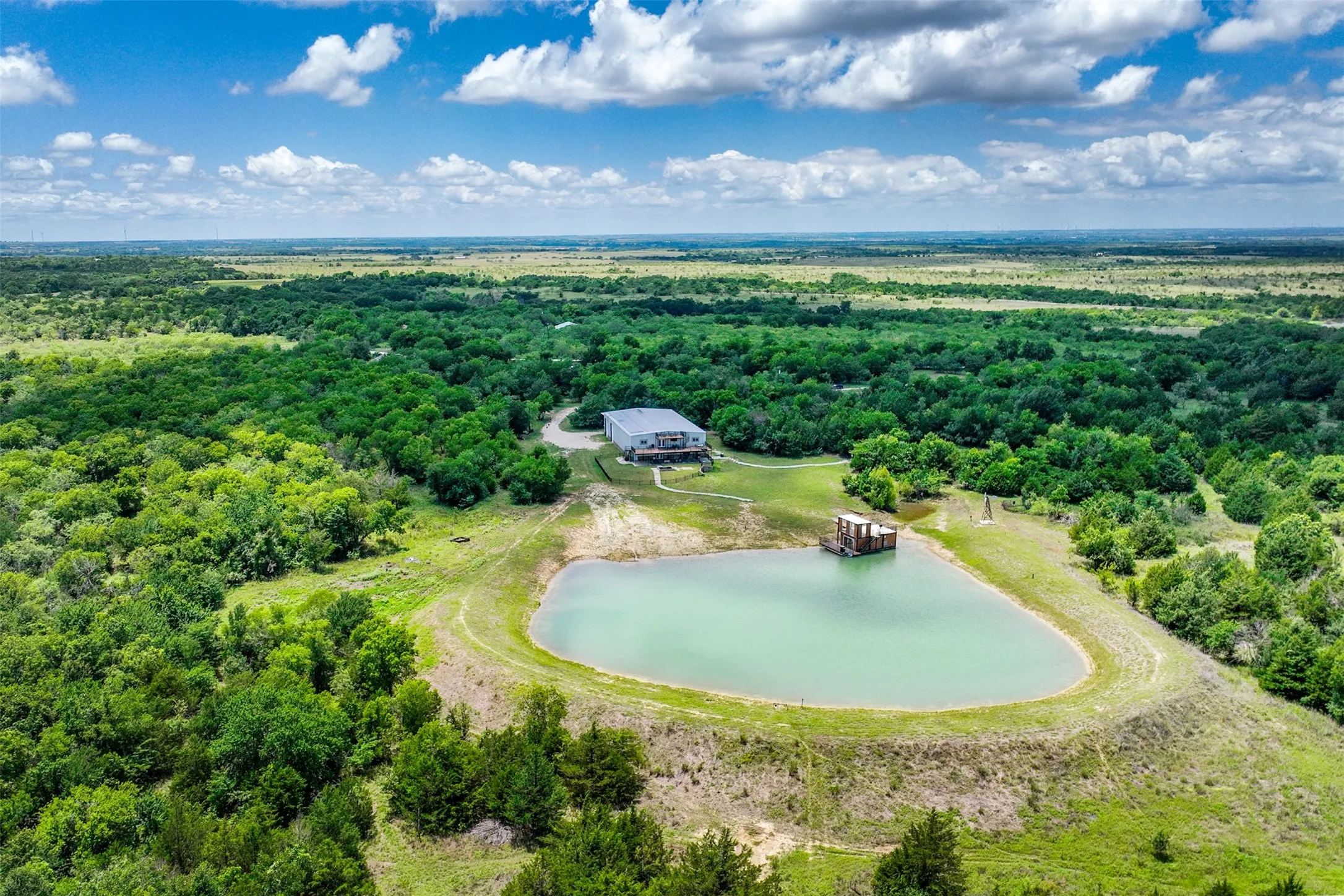 Farm For Sale in Hill County , 2129 HCR 3322 Loop, Hubbard, Texas 76648, 5 Bedroom, 6 Bathroom, Garage spaces, 3,000 Sqft, built in 2021, mls#21313710, Real Estate Agent in Hubbard, Homes For Sale in Hill county, Homes For Sale in Hubbard, Realtor in Hubbard Texas, Real Estate Brokerage Independent Realty Texas, Luminita Cordes Realtor