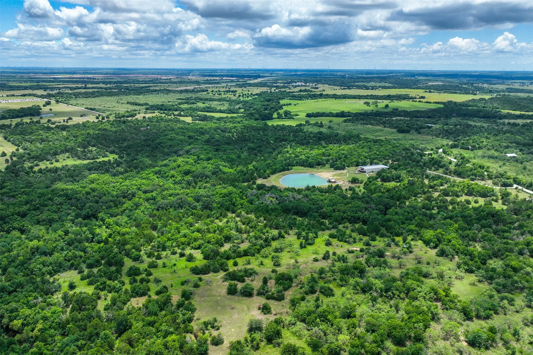 Farm For Sale in Hill County , 2129 HCR 3322 Loop, Hubbard, Texas 76648, 5 Bedroom, 6 Bathroom, Garage spaces, 3,000 Sqft, built in 2021, mls#21313710, Real Estate Agent in Hubbard, Homes For Sale in Hill county, Homes For Sale in Hubbard, Realtor in Hubbard Texas, Real Estate Brokerage Independent Realty Texas, Luminita Cordes Realtor