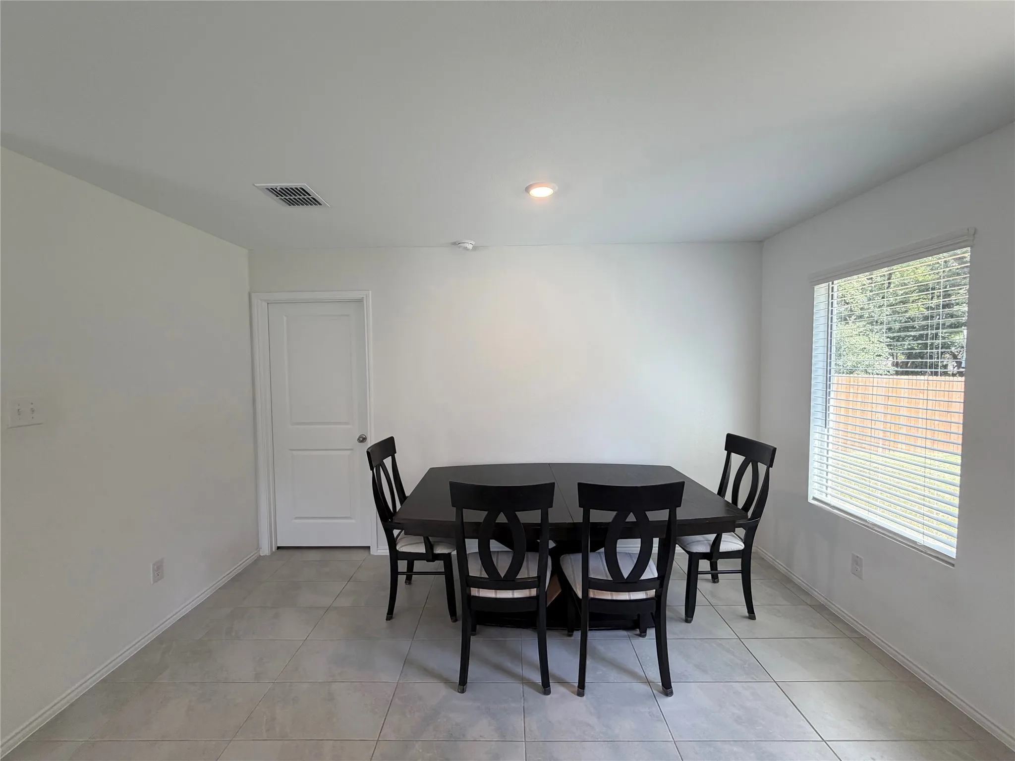 Single Family Residence For Sale in Dallas County , 1778 Overall Lane, Dallas, Texas 75253, 3 Bedrooms, 2 Bathrooms, 2 Garage spaces, 1,396 Sqft, built in 2023, Price $275,000, mls#21324553, Real Estate Agent in Dallas, Homes For Sale in Dallas county, Homes For Sale in Dallas, Realtor in Dallas Texas, Real Estate Brokerage Independent Realty Texas, Luminita Cordes Realtor