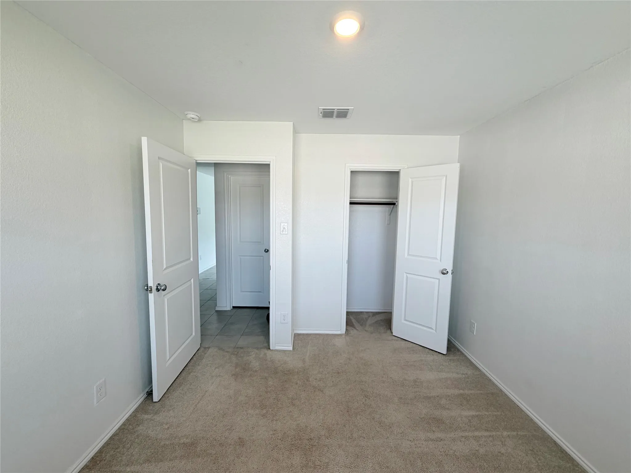 Single Family Residence For Sale in Dallas County , 1778 Overall Lane, Dallas, Texas 75253, 3 Bedrooms, 2 Bathrooms, 2 Garage spaces, 1,396 Sqft, built in 2023, Price $275,000, mls#21324553, Real Estate Agent in Dallas, Homes For Sale in Dallas county, Homes For Sale in Dallas, Realtor in Dallas Texas, Real Estate Brokerage Independent Realty Texas, Luminita Cordes Realtor