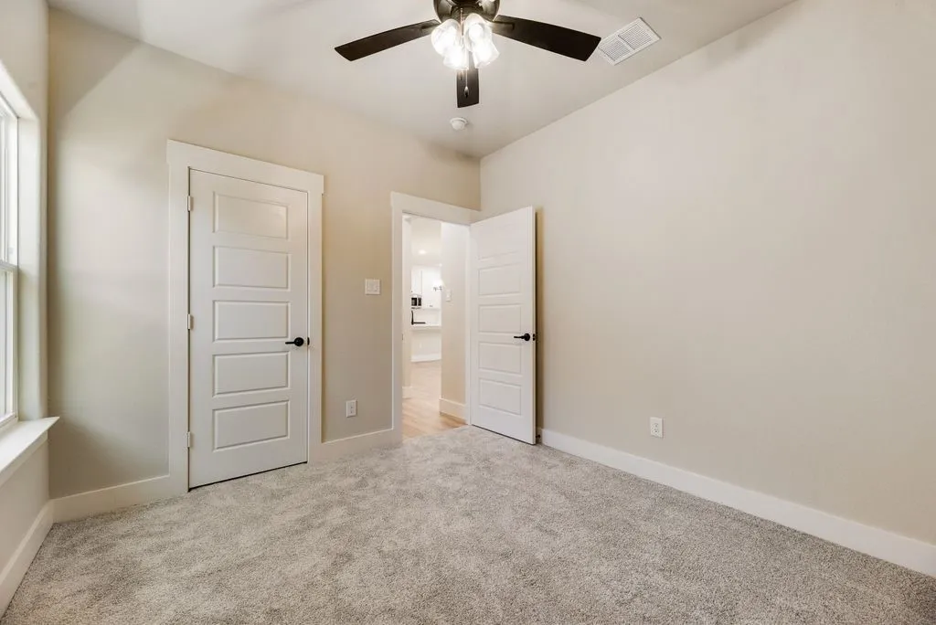 Single Family Residence For Sale in Ellis County , 602 N 7TH Street, Midlothian, Texas 76065, 3 Bedroom, 2 Bathroom, 2 Garage spaces, 1,287 Sqft, built in 2026, mls#21325759, Real Estate Agent in Midlothian, Homes For Sale in Ellis county, Homes For Sale in Midlothian, Realtor in Midlothian Texas, Real Estate Brokerage Independent Realty Texas, Luminita Cordes Realtor