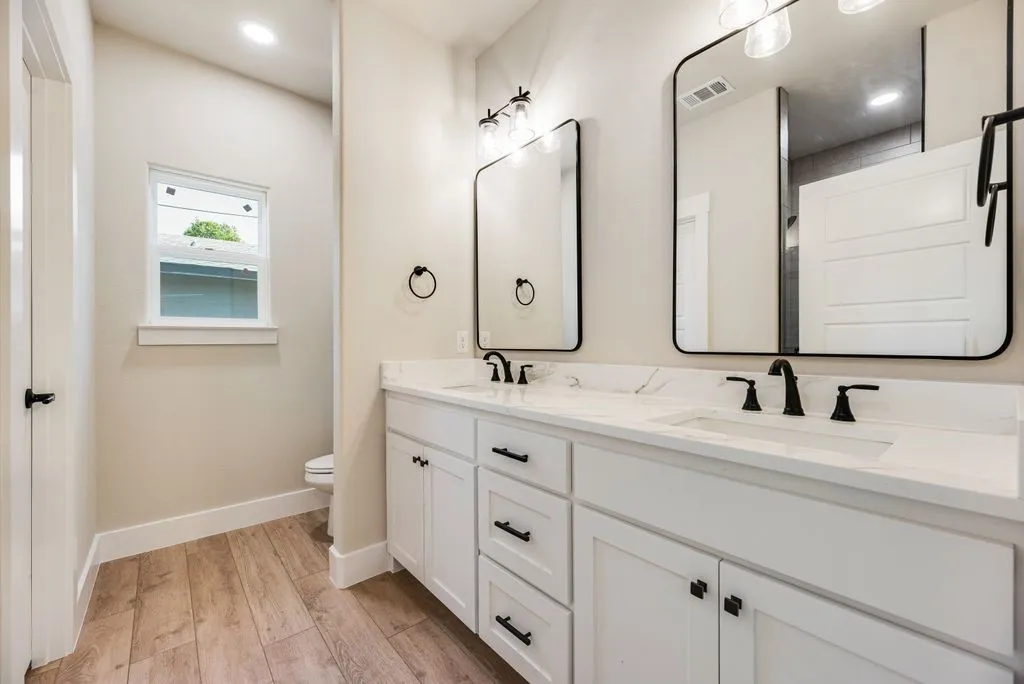 Single Family Residence For Sale in Ellis County , 602 N 7TH Street, Midlothian, Texas 76065, 3 Bedroom, 2 Bathroom, 2 Garage spaces, 1,287 Sqft, built in 2026, mls#21325759, Real Estate Agent in Midlothian, Homes For Sale in Ellis county, Homes For Sale in Midlothian, Realtor in Midlothian Texas, Real Estate Brokerage Independent Realty Texas, Luminita Cordes Realtor