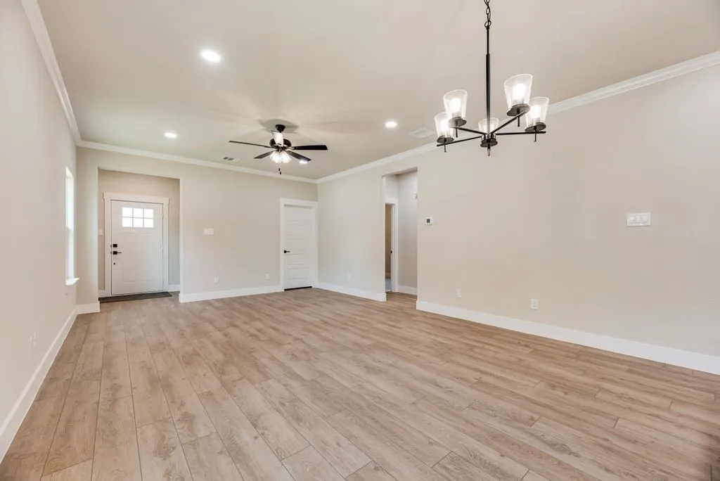 Single Family Residence For Sale in Ellis County , 602 N 7TH Street, Midlothian, Texas 76065, 3 Bedroom, 2 Bathroom, 2 Garage spaces, 1,287 Sqft, built in 2026, mls#21325759, Real Estate Agent in Midlothian, Homes For Sale in Ellis county, Homes For Sale in Midlothian, Realtor in Midlothian Texas, Real Estate Brokerage Independent Realty Texas, Luminita Cordes Realtor