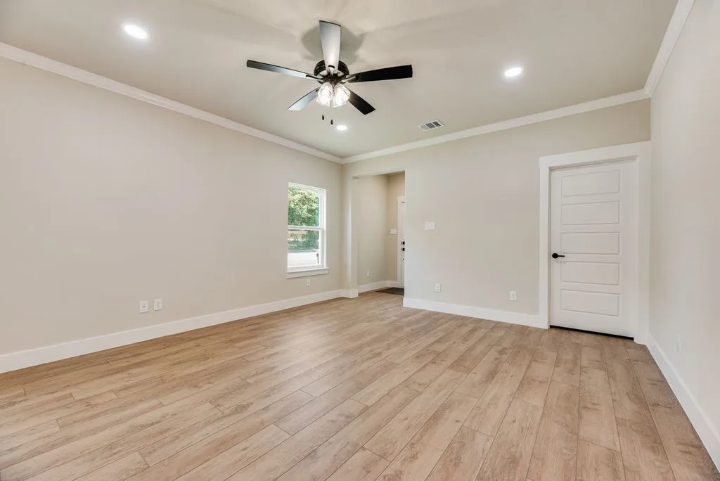 Single Family Residence For Sale in Ellis County , 602 N 7TH Street, Midlothian, Texas 76065, 3 Bedroom, 2 Bathroom, 2 Garage spaces, 1,287 Sqft, built in 2026, mls#21325759, Real Estate Agent in Midlothian, Homes For Sale in Ellis county, Homes For Sale in Midlothian, Realtor in Midlothian Texas, Real Estate Brokerage Independent Realty Texas, Luminita Cordes Realtor