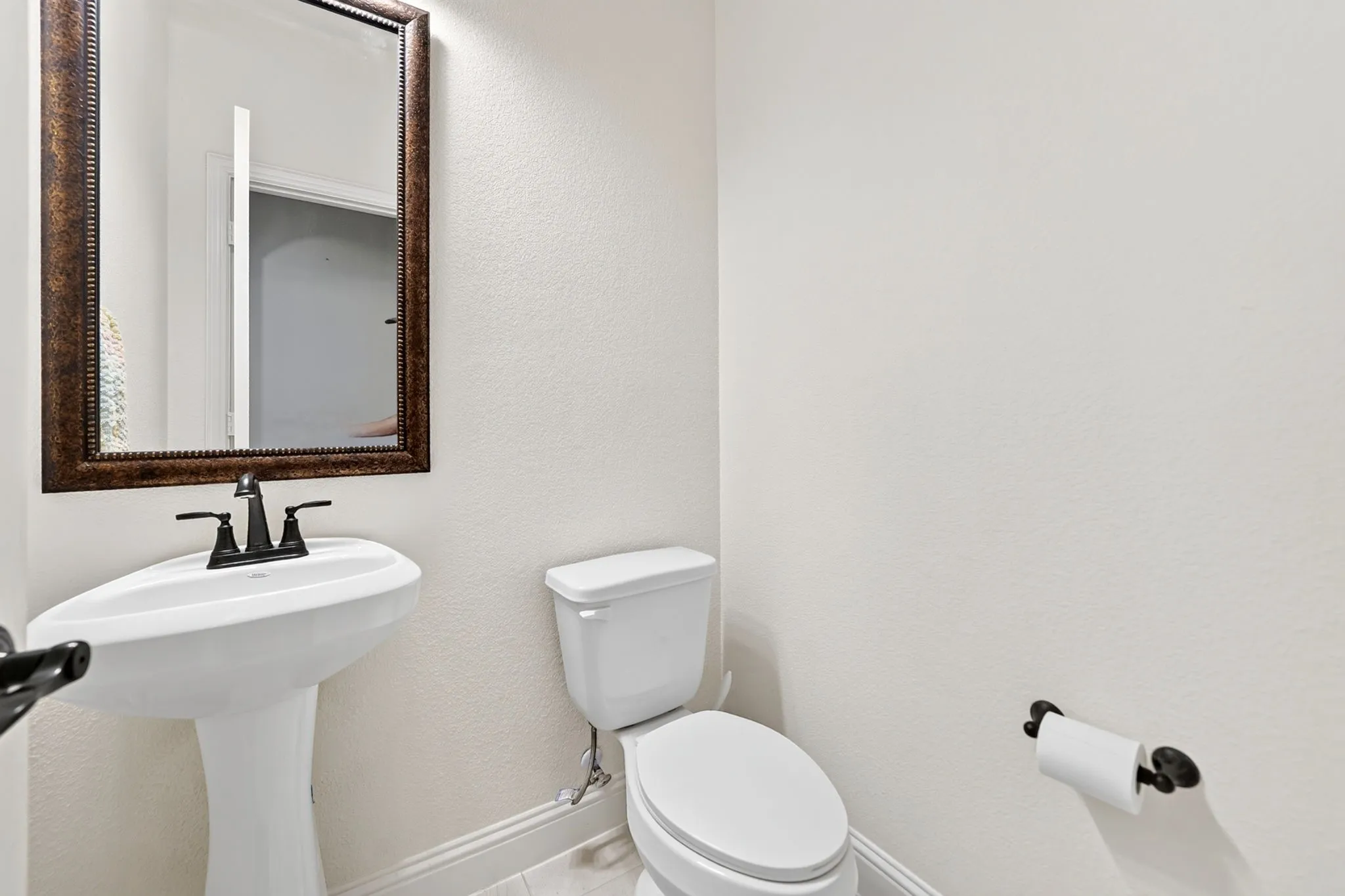 Single Family Residence For Sale in Rockwall County , 1839 Tuscany Drive, Mclendon Chisholm, Texas 75032, 4 Bedroom, 3 Bathroom, 3 Garage spaces, 3,041 Sqft, built in 2019, mls#21325749, Real Estate Agent in Mclendon Chisholm, Homes For Sale in Rockwall county, Homes For Sale in Mclendon Chisholm, Realtor in Mclendon Chisholm Texas, Real Estate Brokerage Independent Realty Texas, Luminita Cordes Realtor