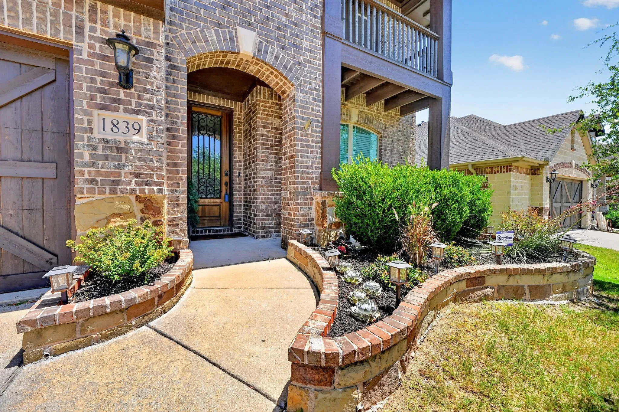 Single Family Residence For Sale in Rockwall County , 1839 Tuscany Drive, Mclendon Chisholm, Texas 75032, 4 Bedroom, 3 Bathroom, 3 Garage spaces, 3,041 Sqft, built in 2019, mls#21325749, Real Estate Agent in Mclendon Chisholm, Homes For Sale in Rockwall county, Homes For Sale in Mclendon Chisholm, Realtor in Mclendon Chisholm Texas, Real Estate Brokerage Independent Realty Texas, Luminita Cordes Realtor