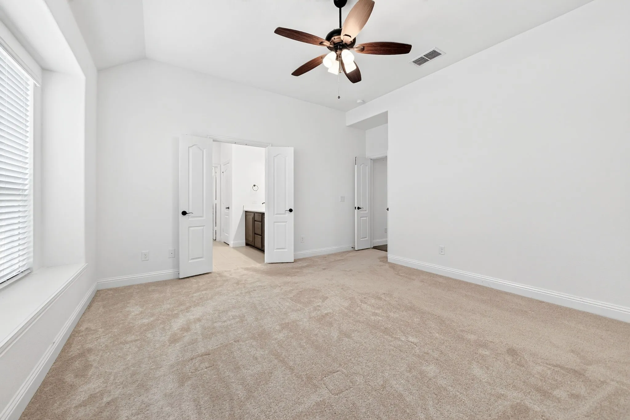 Single Family Residence For Sale in Rockwall County , 1839 Tuscany Drive, Mclendon Chisholm, Texas 75032, 4 Bedroom, 3 Bathroom, 3 Garage spaces, 3,041 Sqft, built in 2019, mls#21325749, Real Estate Agent in Mclendon Chisholm, Homes For Sale in Rockwall county, Homes For Sale in Mclendon Chisholm, Realtor in Mclendon Chisholm Texas, Real Estate Brokerage Independent Realty Texas, Luminita Cordes Realtor