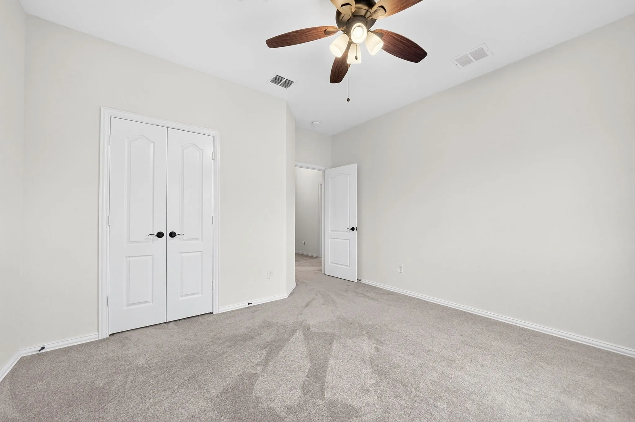 Single Family Residence For Sale in Rockwall County , 1839 Tuscany Drive, Mclendon Chisholm, Texas 75032, 4 Bedroom, 3 Bathroom, 3 Garage spaces, 3,041 Sqft, built in 2019, mls#21325749, Real Estate Agent in Mclendon Chisholm, Homes For Sale in Rockwall county, Homes For Sale in Mclendon Chisholm, Realtor in Mclendon Chisholm Texas, Real Estate Brokerage Independent Realty Texas, Luminita Cordes Realtor