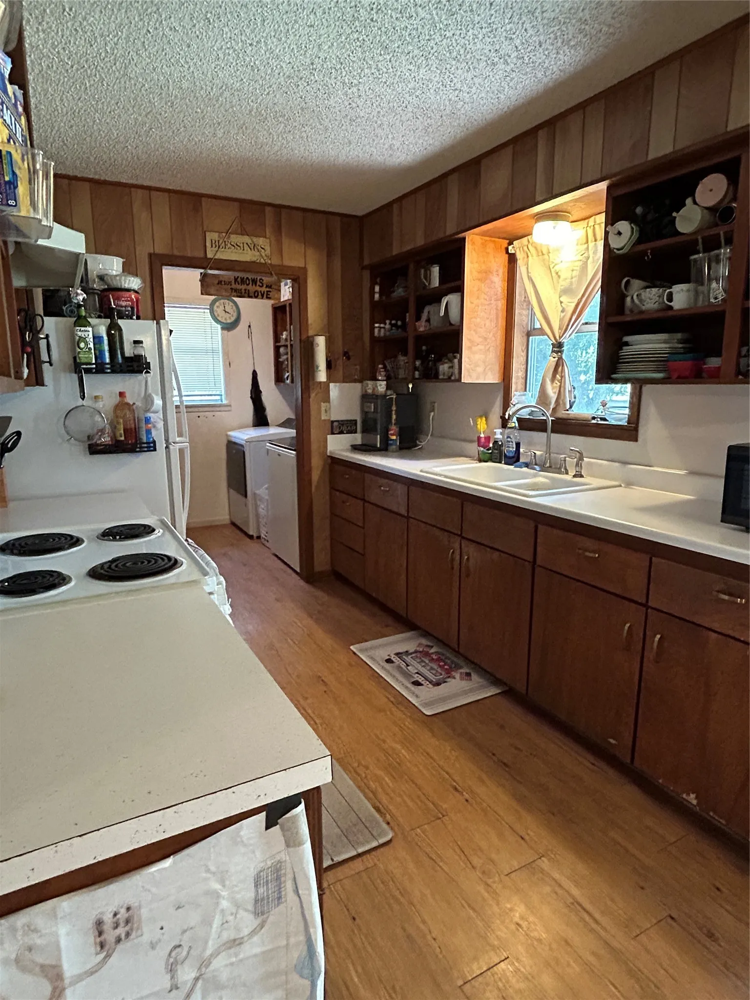Single Family Residence For Sale in Mills County , 68 County Road 517, Goldthwaite, Texas 76844, 2 Bedroom, 2 Bathroom, 1 Garage spaces, 1,174 Sqft, built in 1970, mls#21324533, Real Estate Agent in Goldthwaite, Homes For Sale in Mills county, Homes For Sale in Goldthwaite, Realtor in Goldthwaite Texas, Real Estate Brokerage Independent Realty Texas, Luminita Cordes Realtor