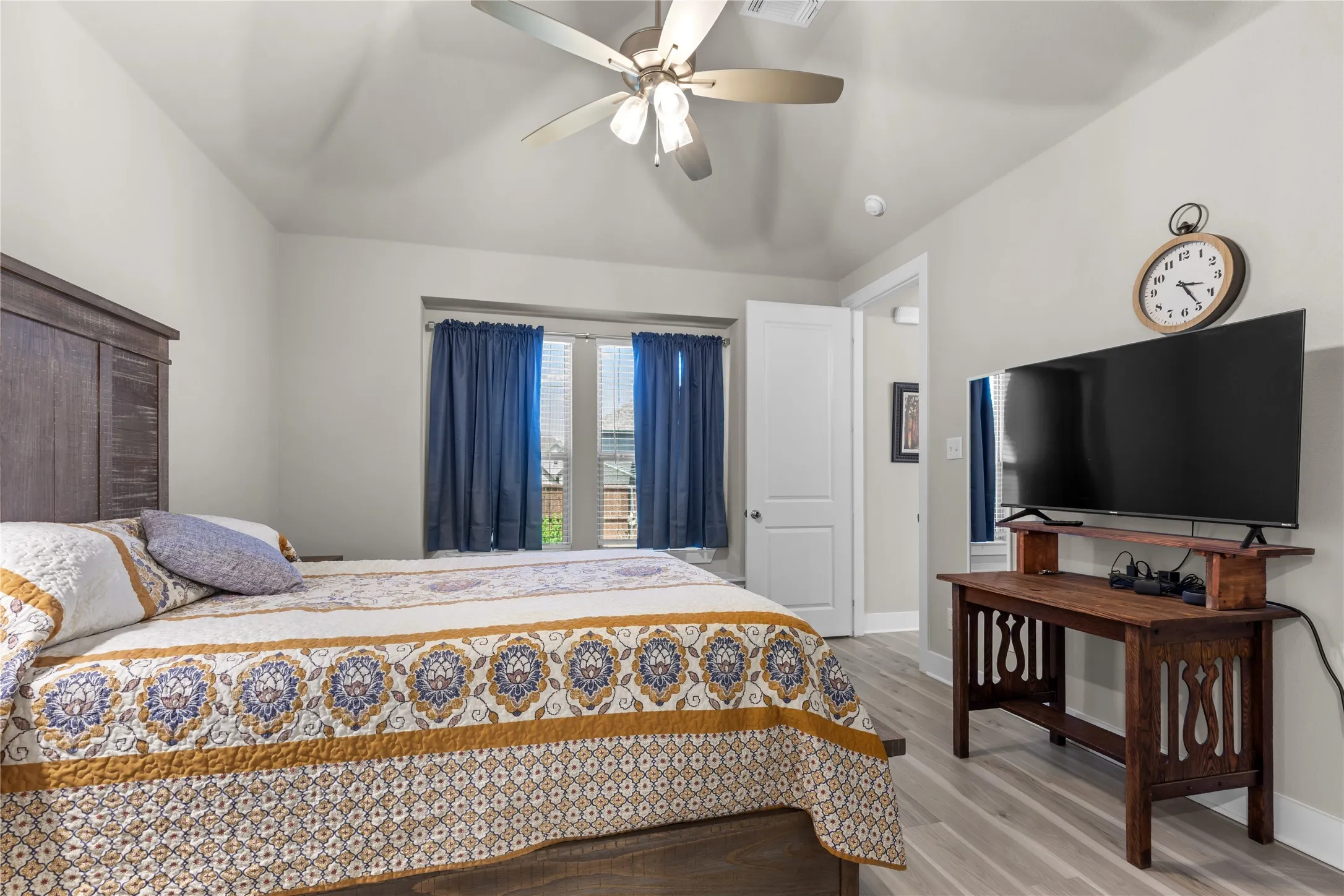 Single Family Residence For Sale in Grayson County , 3809 Cherry Hills Drive, Sherman, Texas 75090, 2 Bedroom, 2 Bathroom, 2 Garage spaces, 1,450 Sqft, built in 2023, mls#21325769, Real Estate Agent in Sherman, Homes For Sale in Grayson county, Homes For Sale in Sherman, Realtor in Sherman Texas, Real Estate Brokerage Independent Realty Texas, Luminita Cordes Realtor
