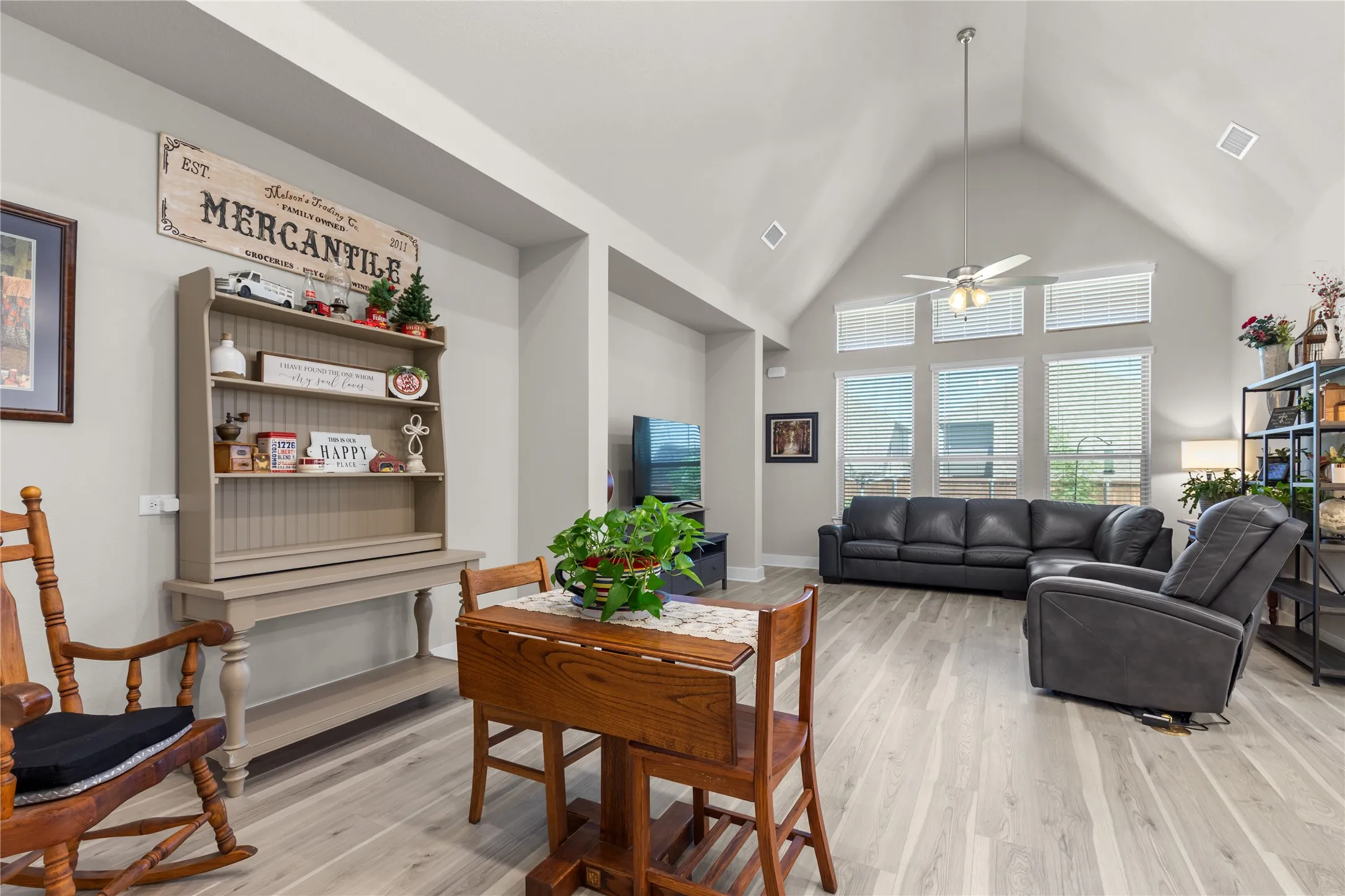 Single Family Residence For Sale in Grayson County , 3809 Cherry Hills Drive, Sherman, Texas 75090, 2 Bedroom, 2 Bathroom, 2 Garage spaces, 1,450 Sqft, built in 2023, mls#21325769, Real Estate Agent in Sherman, Homes For Sale in Grayson county, Homes For Sale in Sherman, Realtor in Sherman Texas, Real Estate Brokerage Independent Realty Texas, Luminita Cordes Realtor