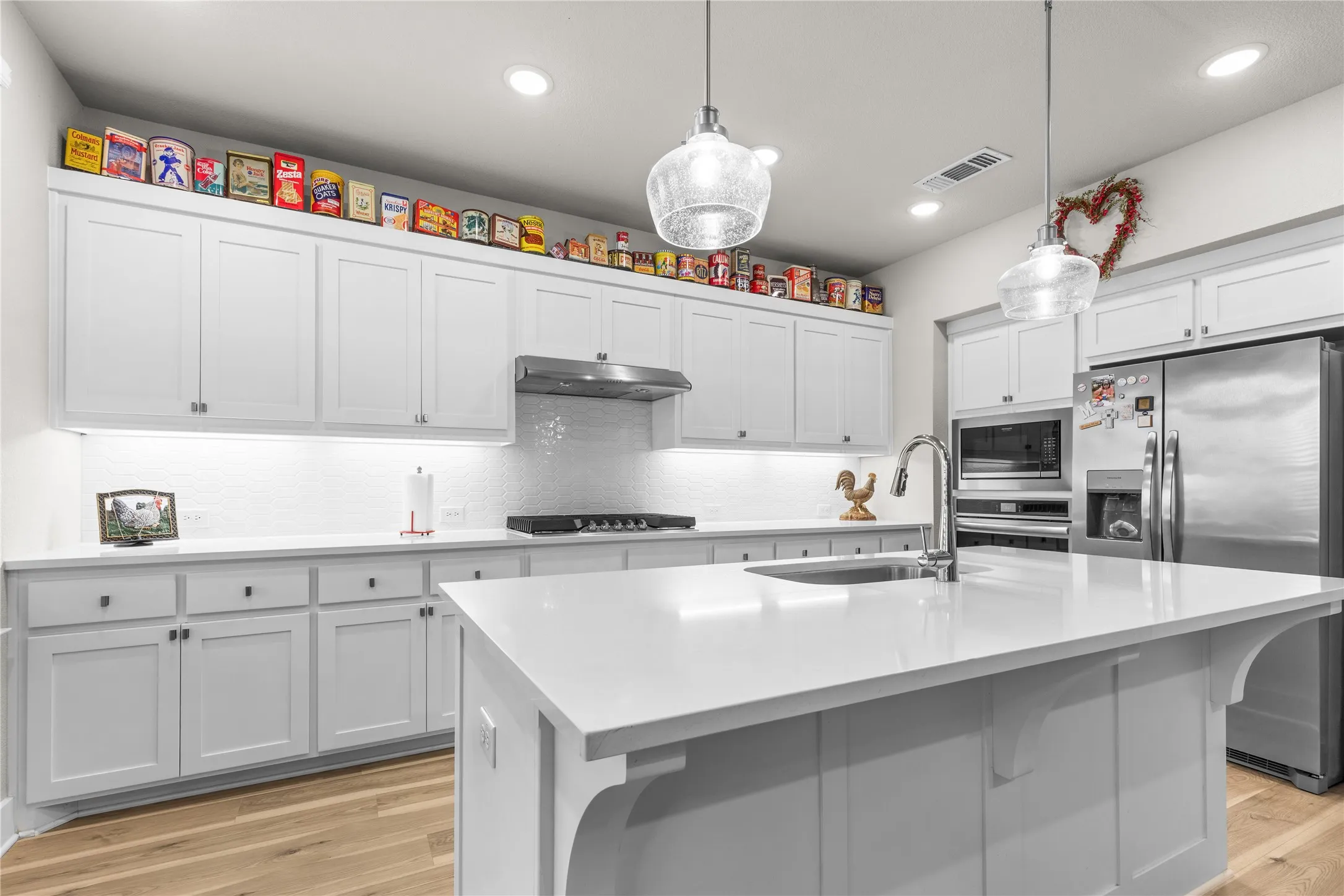 Single Family Residence For Sale in Grayson County , 3809 Cherry Hills Drive, Sherman, Texas 75090, 2 Bedroom, 2 Bathroom, 2 Garage spaces, 1,450 Sqft, built in 2023, mls#21325769, Real Estate Agent in Sherman, Homes For Sale in Grayson county, Homes For Sale in Sherman, Realtor in Sherman Texas, Real Estate Brokerage Independent Realty Texas, Luminita Cordes Realtor