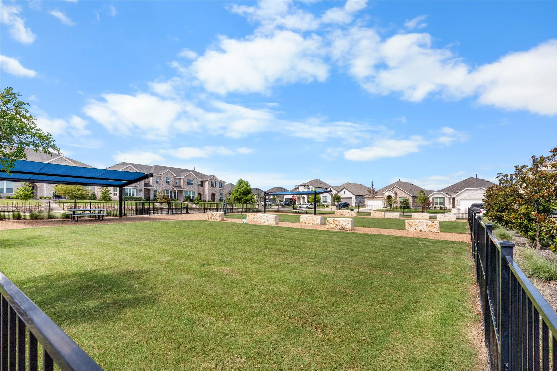 Single Family Residence For Sale in Grayson County , 3809 Cherry Hills Drive, Sherman, Texas 75090, 2 Bedroom, 2 Bathroom, 2 Garage spaces, 1,450 Sqft, built in 2023, mls#21325769, Real Estate Agent in Sherman, Homes For Sale in Grayson county, Homes For Sale in Sherman, Realtor in Sherman Texas, Real Estate Brokerage Independent Realty Texas, Luminita Cordes Realtor