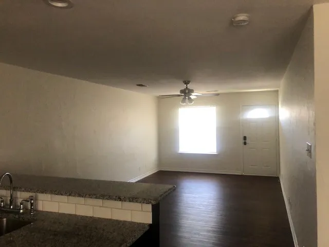 Single Family Residence For Rent in Grayson County , 107 Church Street, Whitesboro, Texas 76273, 3 Bedroom, 2 Bathroom, Garage spaces, 1,225 Sqft, built in 2002, Price $1,850, mls#21325797, Real Estate Agent in Whitesboro, Homes For Rent in Grayson county, Homes For Rent in Whitesboro, Realtor in Whitesboro Texas, Real Estate Brokerage Independent Realty Texas, Luminita Cordes Realtor