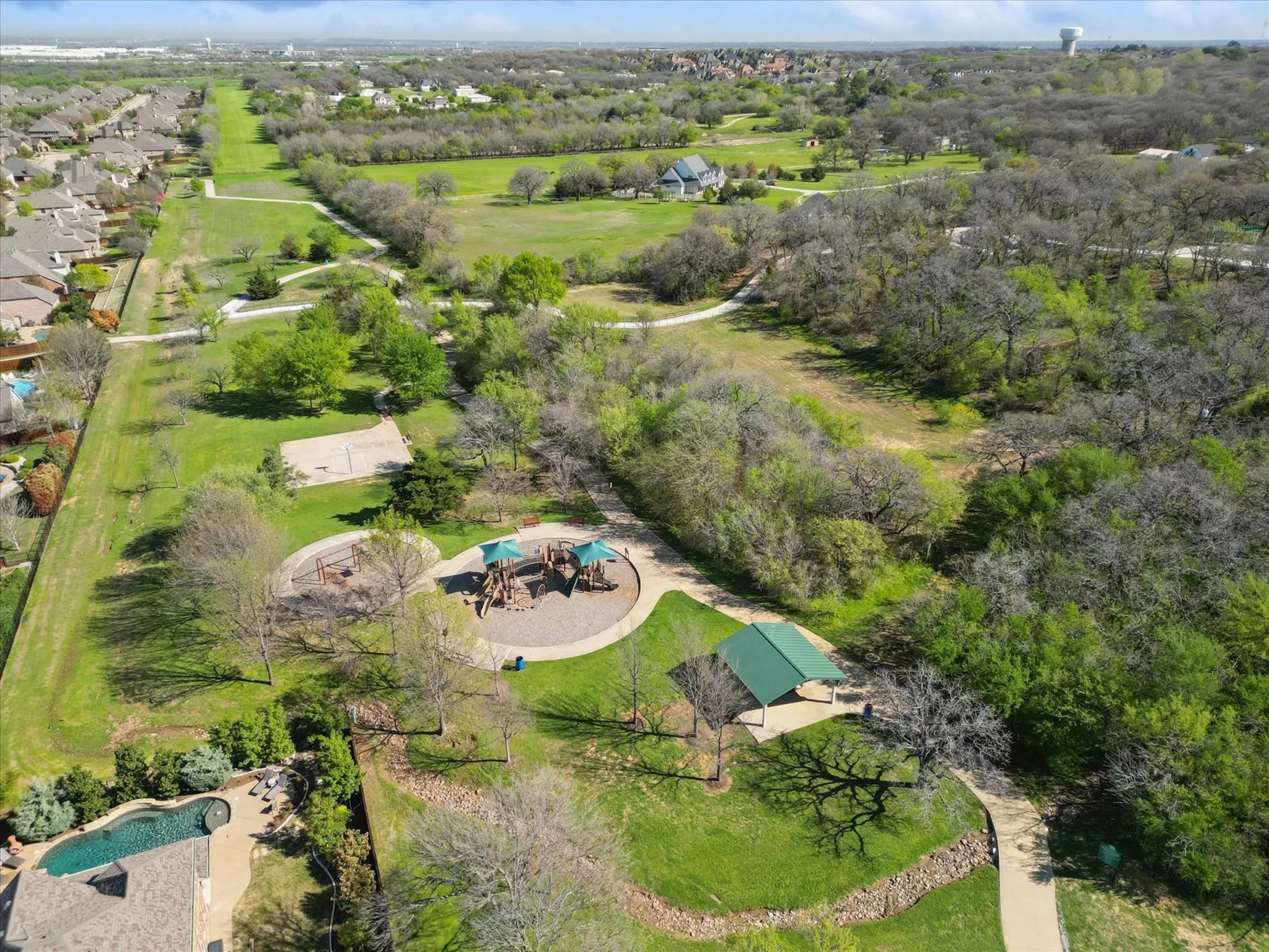 Single Family Residence For Sale in Tarrant County , 1309 Shropshire Court, Keller, Texas 76248, 5 Bedroom, 4 Bathroom, 4 Garage spaces, 4,167 Sqft, built in 2001, mls#21320089, Real Estate Agent in Keller, Homes For Sale in Tarrant county, Homes For Sale in Keller, Realtor in Keller Texas, Real Estate Brokerage Independent Realty Texas, Luminita Cordes Realtor