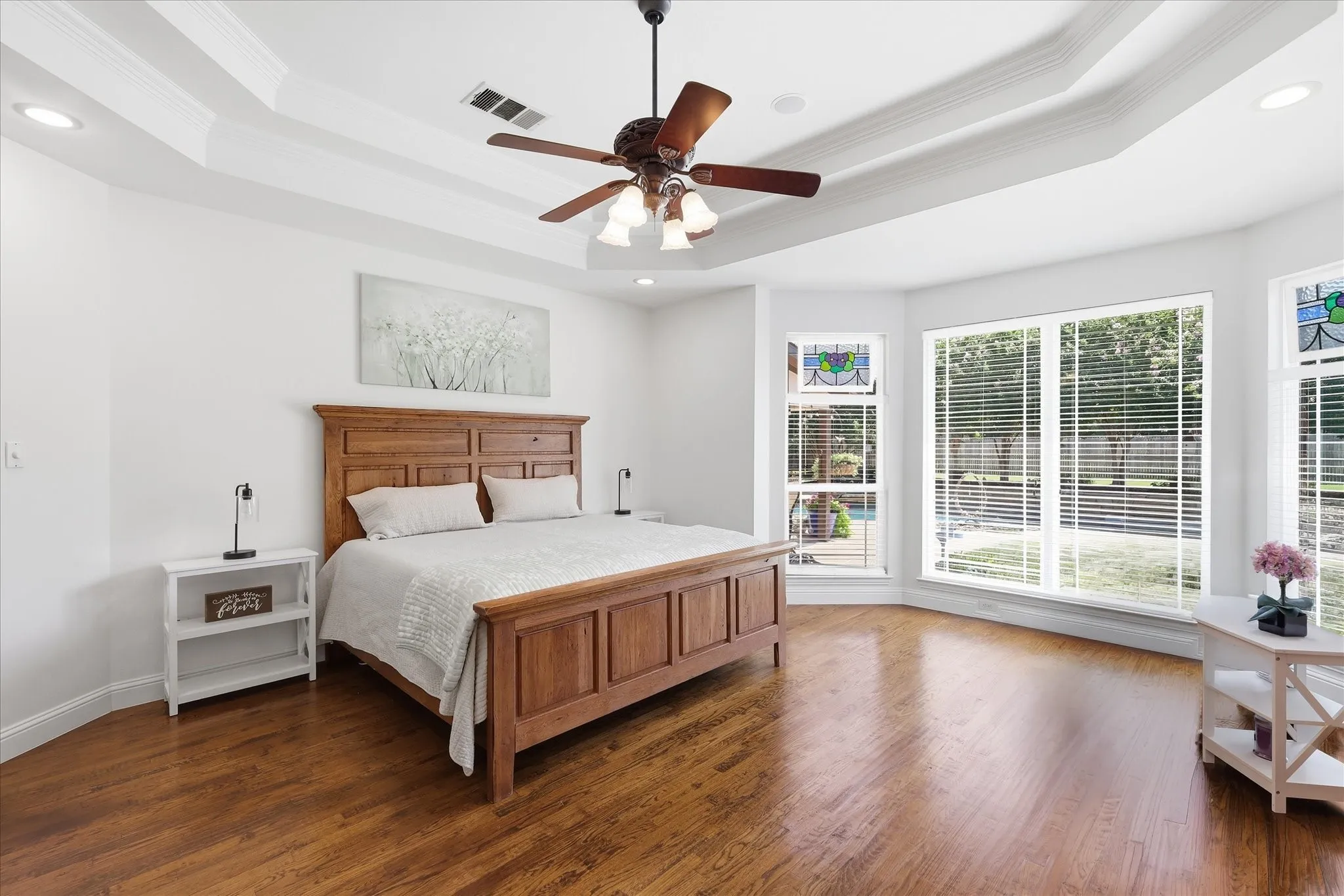 Single Family Residence For Sale in Tarrant County , 1309 Shropshire Court, Keller, Texas 76248, 5 Bedroom, 4 Bathroom, 4 Garage spaces, 4,167 Sqft, built in 2001, mls#21320089, Real Estate Agent in Keller, Homes For Sale in Tarrant county, Homes For Sale in Keller, Realtor in Keller Texas, Real Estate Brokerage Independent Realty Texas, Luminita Cordes Realtor