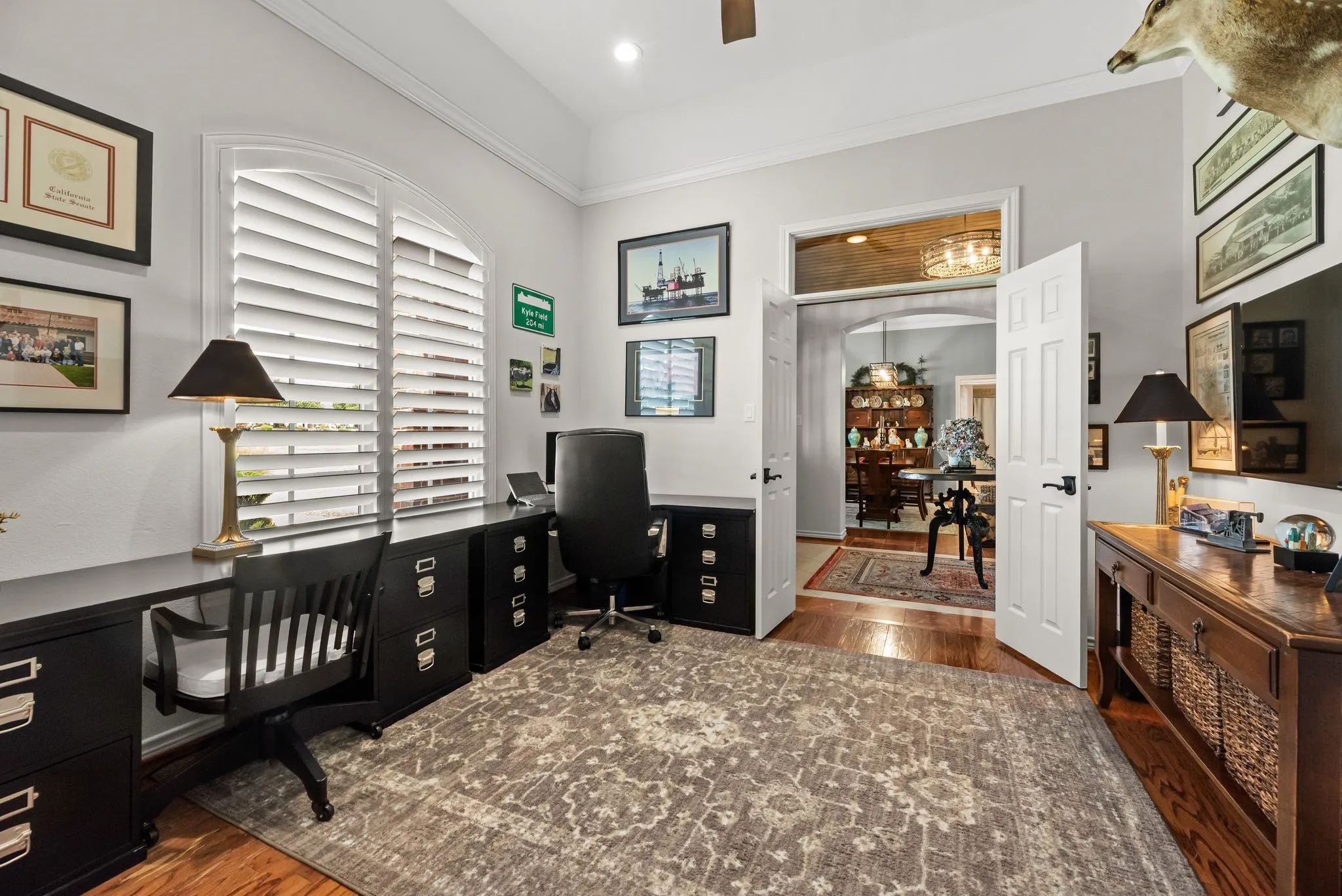 Single Family Residence For Sale in Navarro County , 2000 Scott Place, Corsicana, Texas 75110, 4 Bedrooms, 4 Bathrooms, 2 Garage spaces, 3,354 Sqft, built in 2004, Price $849,500, mls#21325655, Real Estate Agent in Corsicana, Homes For Sale in Navarro county, Homes For Sale in Corsicana, Realtor in Corsicana Texas, Real Estate Brokerage Independent Realty Texas, Luminita Cordes Realtor