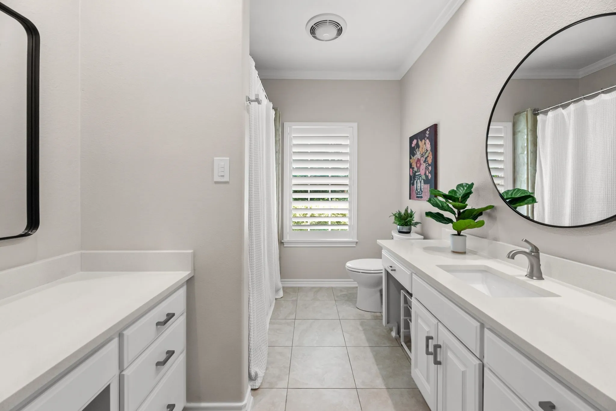 Single Family Residence For Sale in Navarro County , 2000 Scott Place, Corsicana, Texas 75110, 4 Bedrooms, 4 Bathrooms, 2 Garage spaces, 3,354 Sqft, built in 2004, Price $849,500, mls#21325655, Real Estate Agent in Corsicana, Homes For Sale in Navarro county, Homes For Sale in Corsicana, Realtor in Corsicana Texas, Real Estate Brokerage Independent Realty Texas, Luminita Cordes Realtor