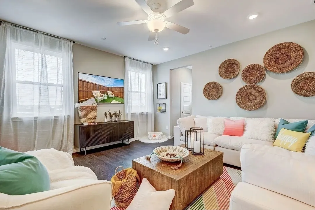 Single Family Residence For Rent in Collin County , 4430 Prairie Crossing 100, Celina, Texas 75078, 3 Bedroom, 3 Bathroom, 2 Garage spaces, 1,658 Sqft, built in 2022, mls#21325597, Real Estate Agent in Celina, Homes For Rent in Collin county, Homes For Rent in Celina, Realtor in Celina Texas, Real Estate Brokerage Independent Realty Texas, Luminita Cordes Realtor