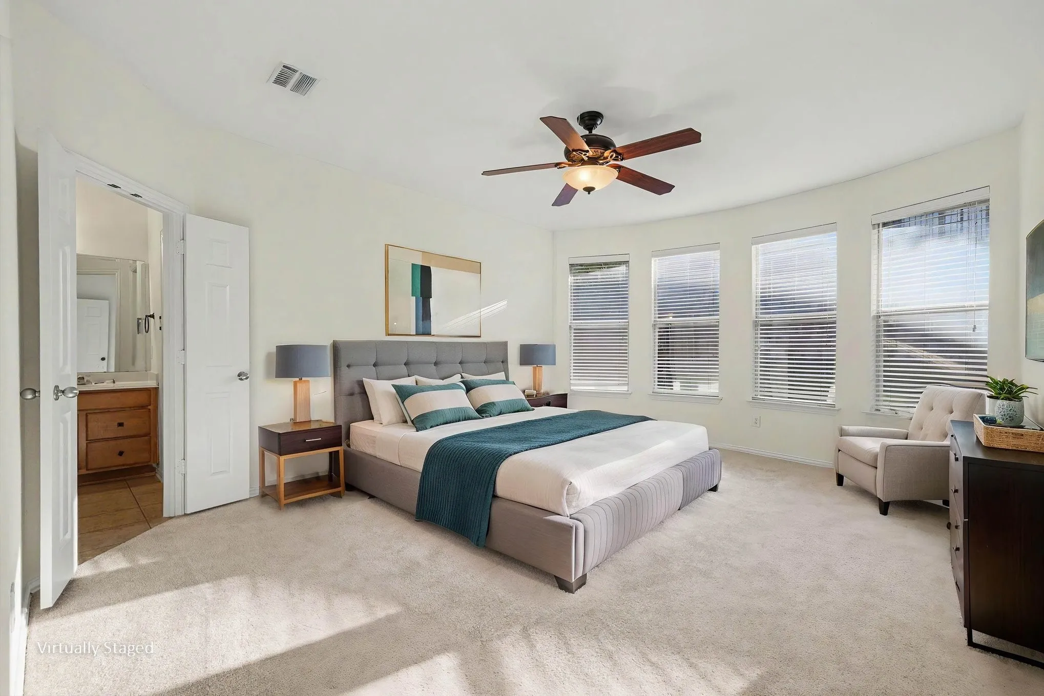 Single Family Residence For Sale in Collin County , 1409 Patriotic Lane, Mc Kinney, Texas 75071, 4 Bedroom, 3 Bathroom, 2 Garage spaces, 2,671 Sqft, built in 2006, mls#21317981, Real Estate Agent in Mc Kinney, Homes For Sale in Collin county, Homes For Sale in Mc Kinney, Realtor in Mc Kinney Texas, Real Estate Brokerage Independent Realty Texas, Luminita Cordes Realtor
