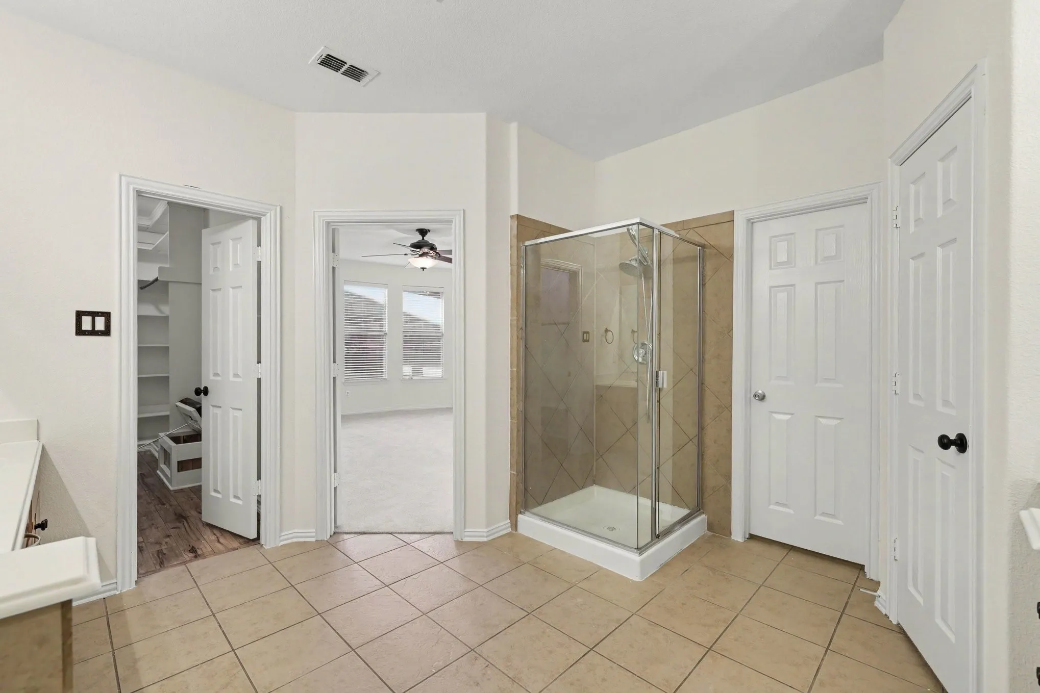 Single Family Residence For Sale in Collin County , 1409 Patriotic Lane, Mc Kinney, Texas 75071, 4 Bedroom, 3 Bathroom, 2 Garage spaces, 2,671 Sqft, built in 2006, mls#21317981, Real Estate Agent in Mc Kinney, Homes For Sale in Collin county, Homes For Sale in Mc Kinney, Realtor in Mc Kinney Texas, Real Estate Brokerage Independent Realty Texas, Luminita Cordes Realtor