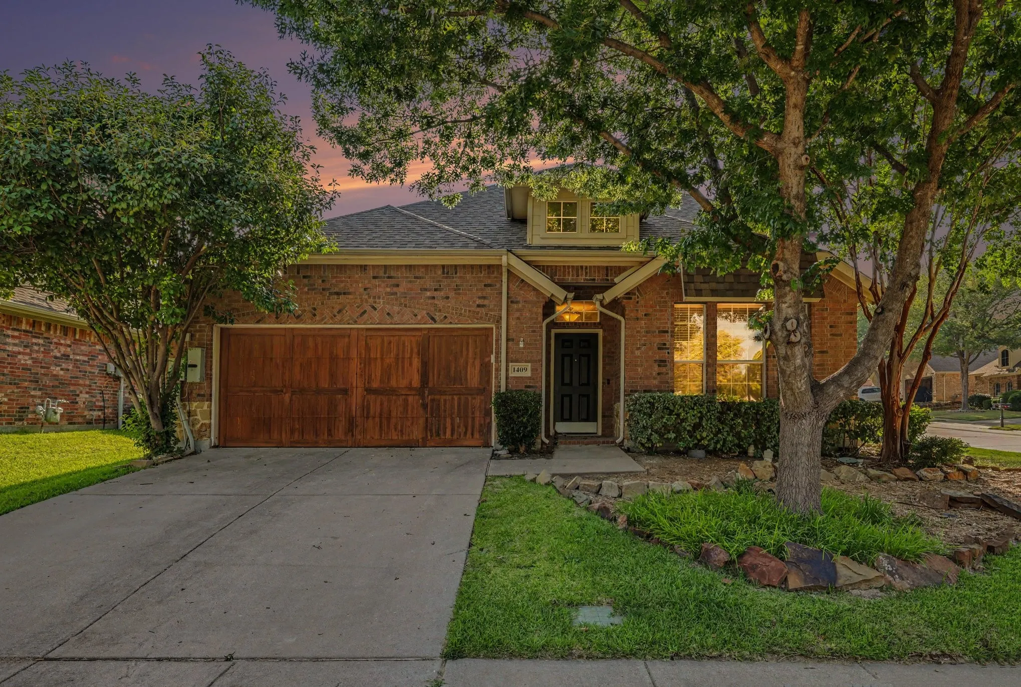 Single Family Residence For Sale in Collin County , 1409 Patriotic Lane, Mc Kinney, Texas 75071, 4 Bedroom, 3 Bathroom, 2 Garage spaces, 2,671 Sqft, built in 2006, mls#21317981, Real Estate Agent in Mc Kinney, Homes For Sale in Collin county, Homes For Sale in Mc Kinney, Realtor in Mc Kinney Texas, Real Estate Brokerage Independent Realty Texas, Luminita Cordes Realtor