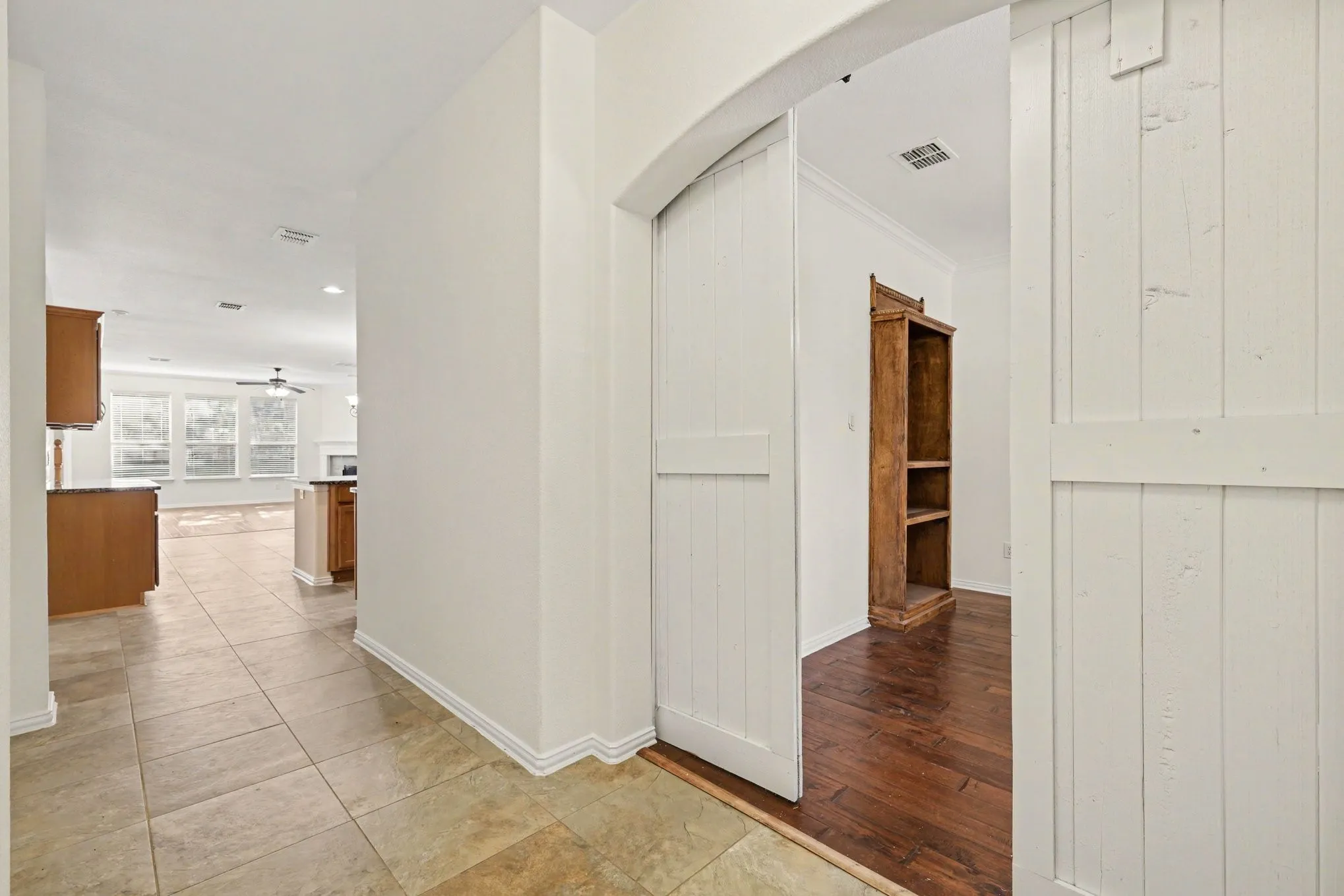 Single Family Residence For Sale in Collin County , 1409 Patriotic Lane, Mc Kinney, Texas 75071, 4 Bedroom, 3 Bathroom, 2 Garage spaces, 2,671 Sqft, built in 2006, mls#21317981, Real Estate Agent in Mc Kinney, Homes For Sale in Collin county, Homes For Sale in Mc Kinney, Realtor in Mc Kinney Texas, Real Estate Brokerage Independent Realty Texas, Luminita Cordes Realtor
