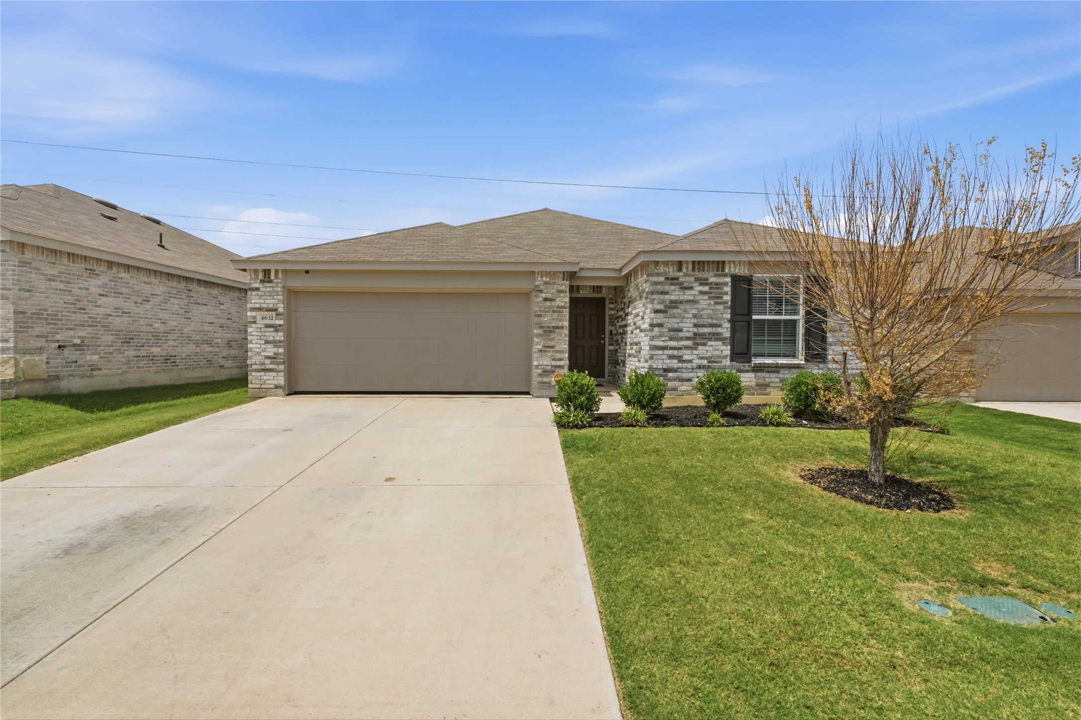 Single Family Residence For Sale in Tarrant County , 4632 Benham Drive, Fort Worth, Texas 76036, 3 Bedroom, 2 Bathroom, 2 Garage spaces, 1,431 Sqft, built in 2022, mls#21325853, Real Estate Agent in Fort Worth, Homes For Sale in Tarrant county, Homes For Sale in Fort Worth, Realtor in Fort Worth Texas, Real Estate Brokerage Independent Realty Texas, Luminita Cordes Realtor