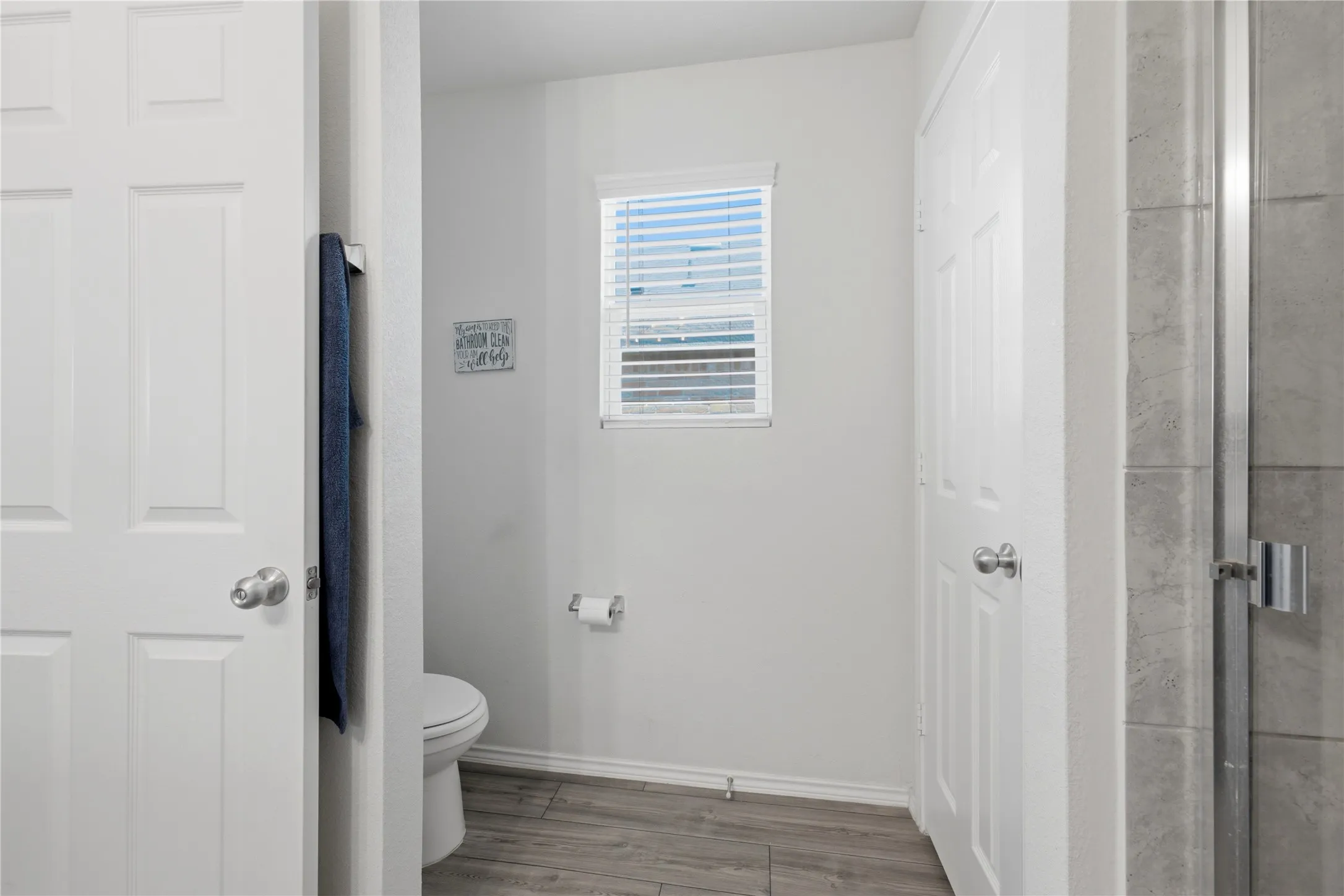 Single Family Residence For Sale in Tarrant County , 4632 Benham Drive, Fort Worth, Texas 76036, 3 Bedroom, 2 Bathroom, 2 Garage spaces, 1,431 Sqft, built in 2022, mls#21325853, Real Estate Agent in Fort Worth, Homes For Sale in Tarrant county, Homes For Sale in Fort Worth, Realtor in Fort Worth Texas, Real Estate Brokerage Independent Realty Texas, Luminita Cordes Realtor