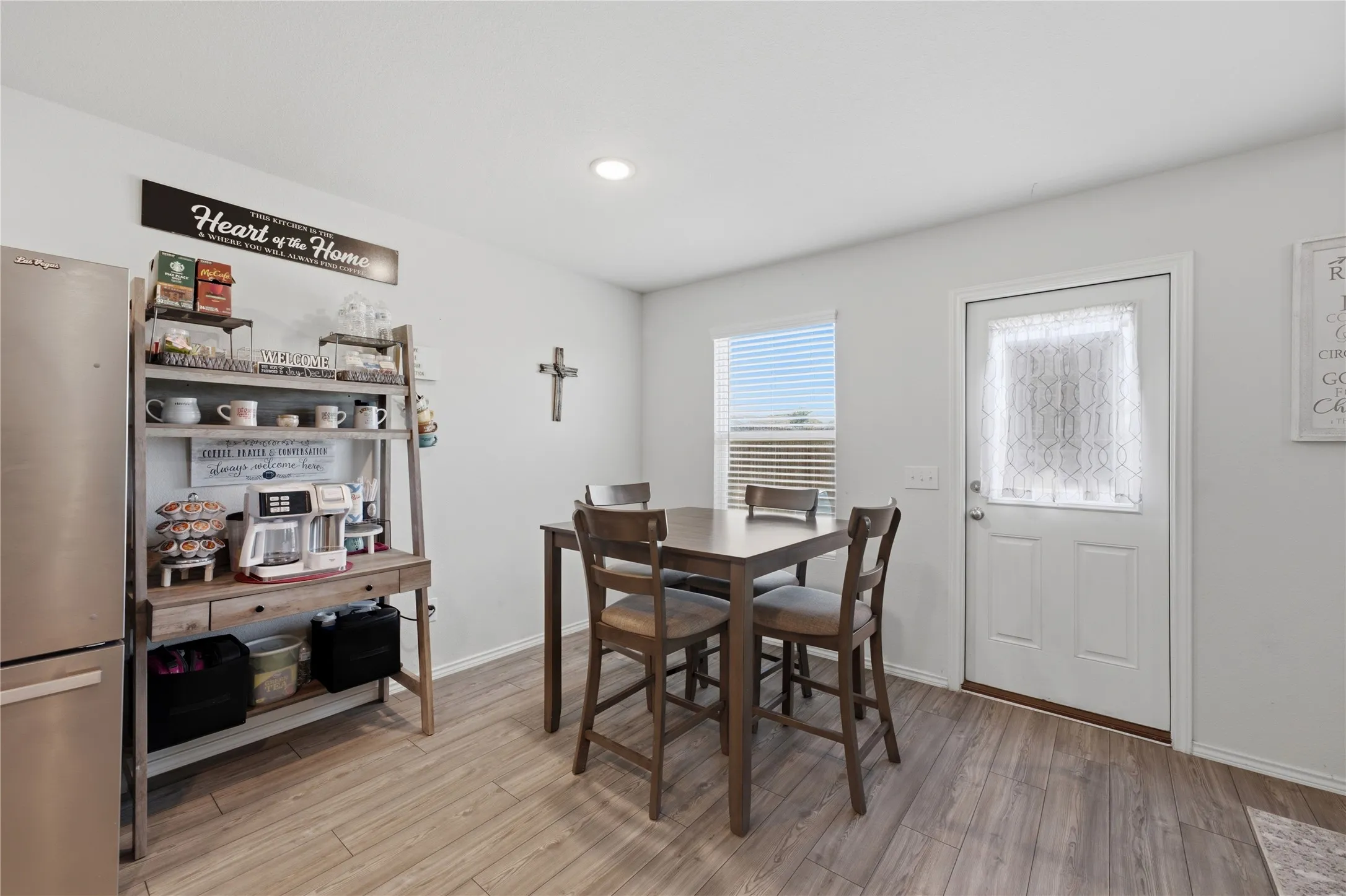 Single Family Residence For Sale in Tarrant County , 4632 Benham Drive, Fort Worth, Texas 76036, 3 Bedroom, 2 Bathroom, 2 Garage spaces, 1,431 Sqft, built in 2022, mls#21325853, Real Estate Agent in Fort Worth, Homes For Sale in Tarrant county, Homes For Sale in Fort Worth, Realtor in Fort Worth Texas, Real Estate Brokerage Independent Realty Texas, Luminita Cordes Realtor