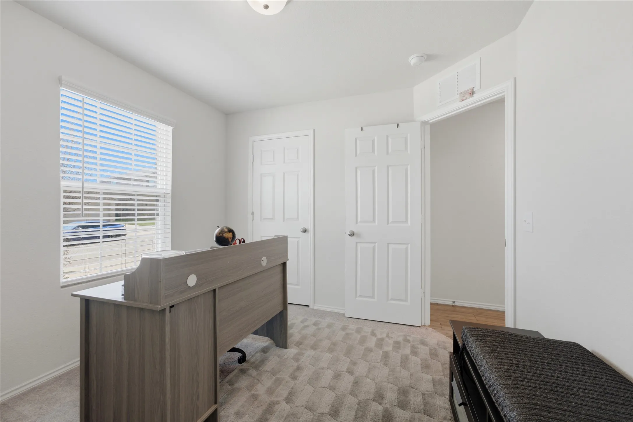 Single Family Residence For Sale in Tarrant County , 4632 Benham Drive, Fort Worth, Texas 76036, 3 Bedroom, 2 Bathroom, 2 Garage spaces, 1,431 Sqft, built in 2022, mls#21325853, Real Estate Agent in Fort Worth, Homes For Sale in Tarrant county, Homes For Sale in Fort Worth, Realtor in Fort Worth Texas, Real Estate Brokerage Independent Realty Texas, Luminita Cordes Realtor