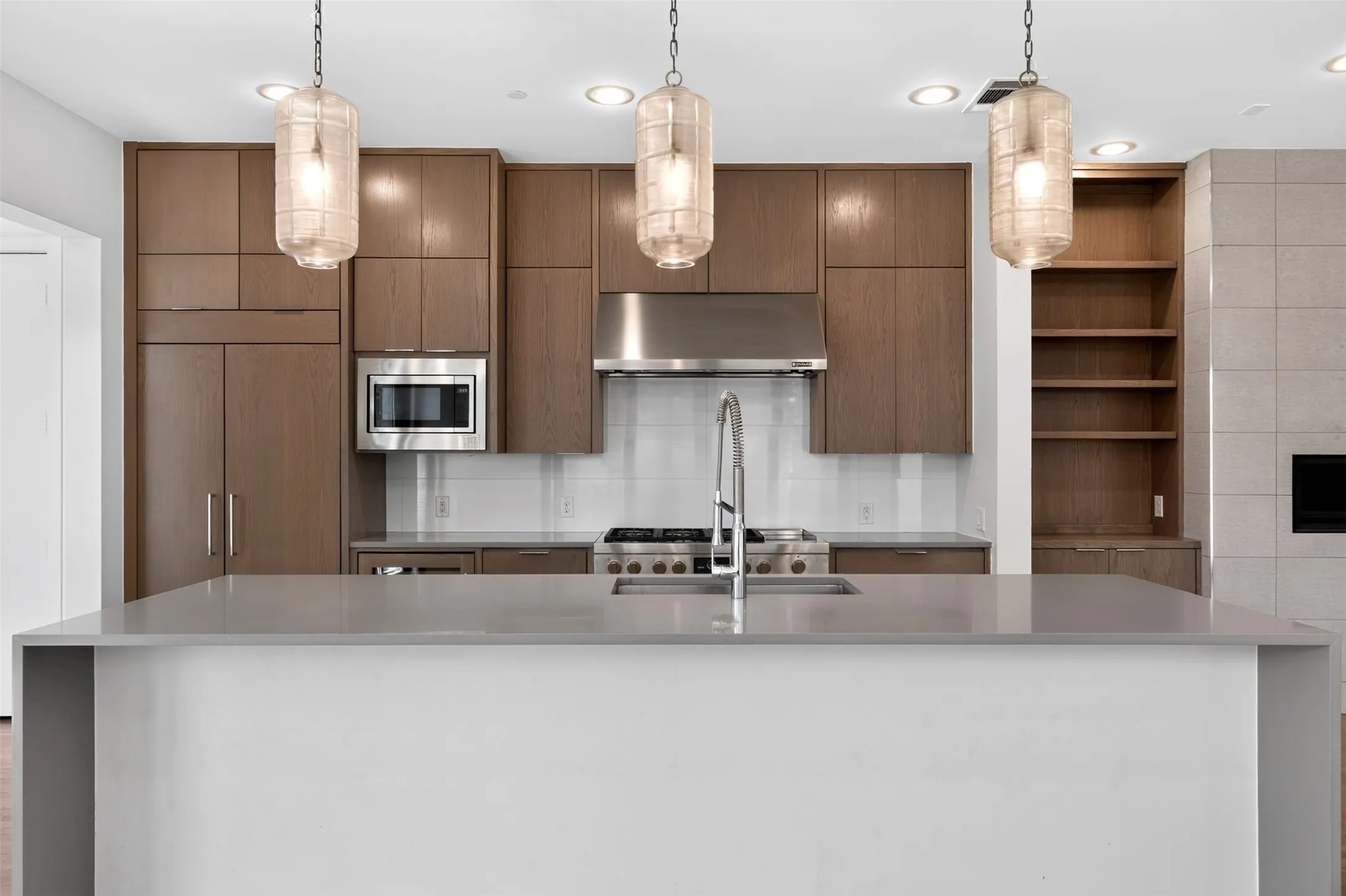Single Family Residence For Rent in Dallas County , 3479 Mcfarlin Boulevard, University Park, Texas 75205, 4 Bedroom, 5 Bathroom, 2 Garage spaces, 3,634 Sqft, built in 2015, mls#21325857, Real Estate Agent in University Park, Homes For Rent in Dallas county, Homes For Rent in University Park, Realtor in University Park Texas, Real Estate Brokerage Independent Realty Texas, Luminita Cordes Realtor