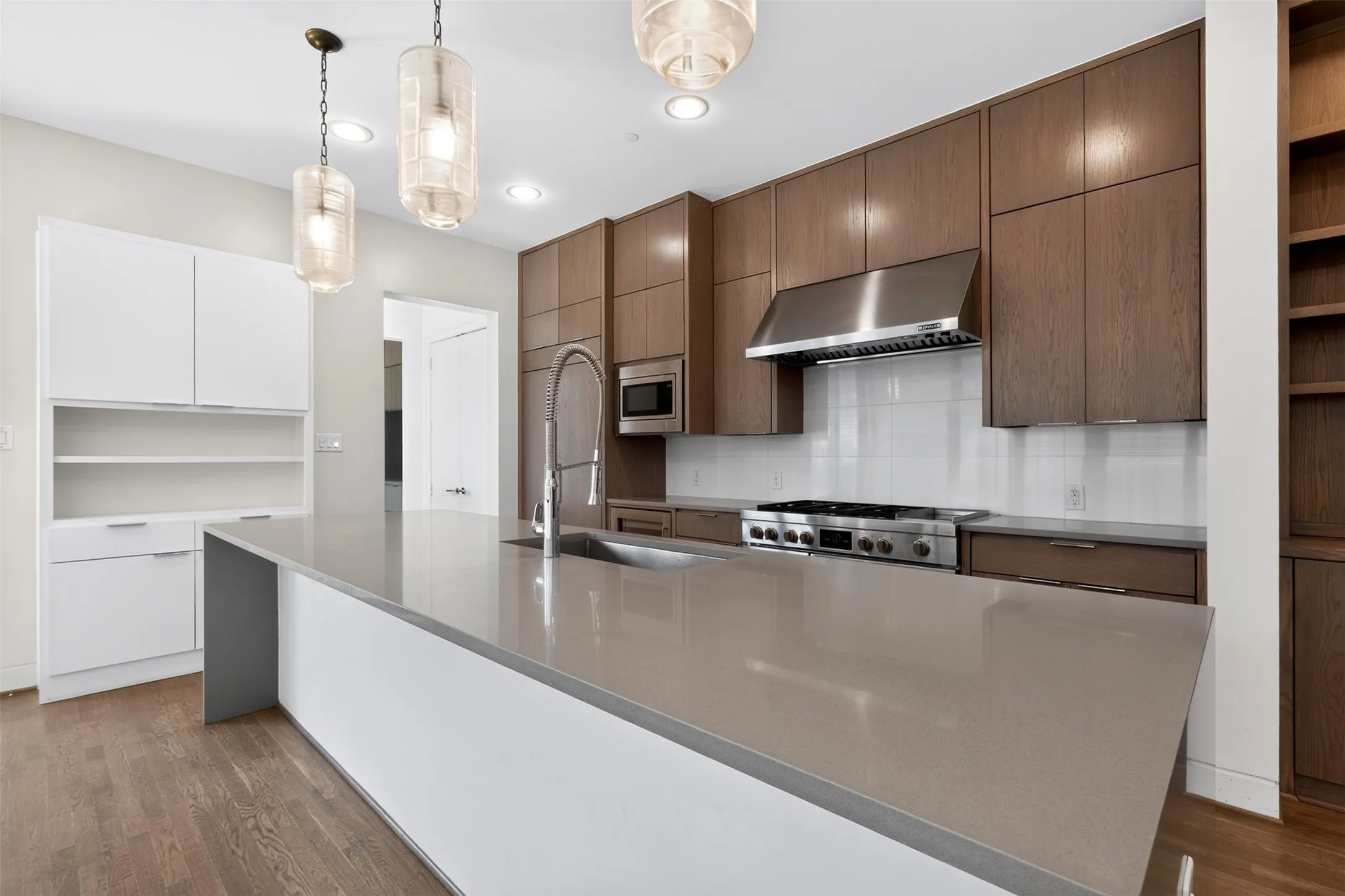 Single Family Residence For Rent in Dallas County , 3479 Mcfarlin Boulevard, University Park, Texas 75205, 4 Bedroom, 5 Bathroom, 2 Garage spaces, 3,634 Sqft, built in 2015, mls#21325857, Real Estate Agent in University Park, Homes For Rent in Dallas county, Homes For Rent in University Park, Realtor in University Park Texas, Real Estate Brokerage Independent Realty Texas, Luminita Cordes Realtor