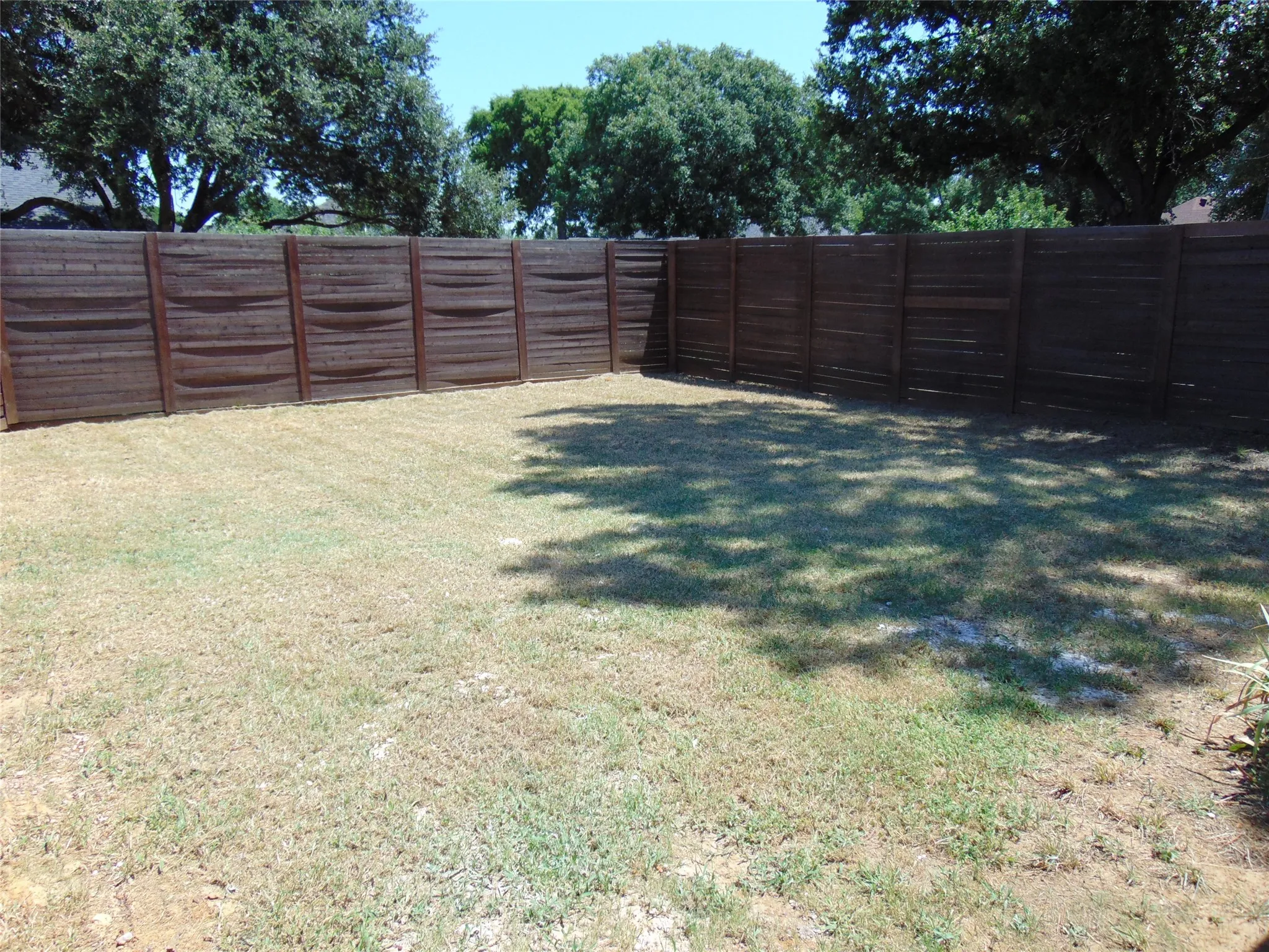 Single Family Residence For Sale in Denton County , 9 Whispering Lane, Hickory Creek, Texas 75065, 3 Bedroom, 2 Bathroom, 2 Garage spaces, 1,966 Sqft, built in 1977, mls#21325866, Real Estate Agent in Hickory Creek, Homes For Sale in Denton county, Homes For Sale in Hickory Creek, Realtor in Hickory Creek Texas, Real Estate Brokerage Independent Realty Texas, Luminita Cordes Realtor
