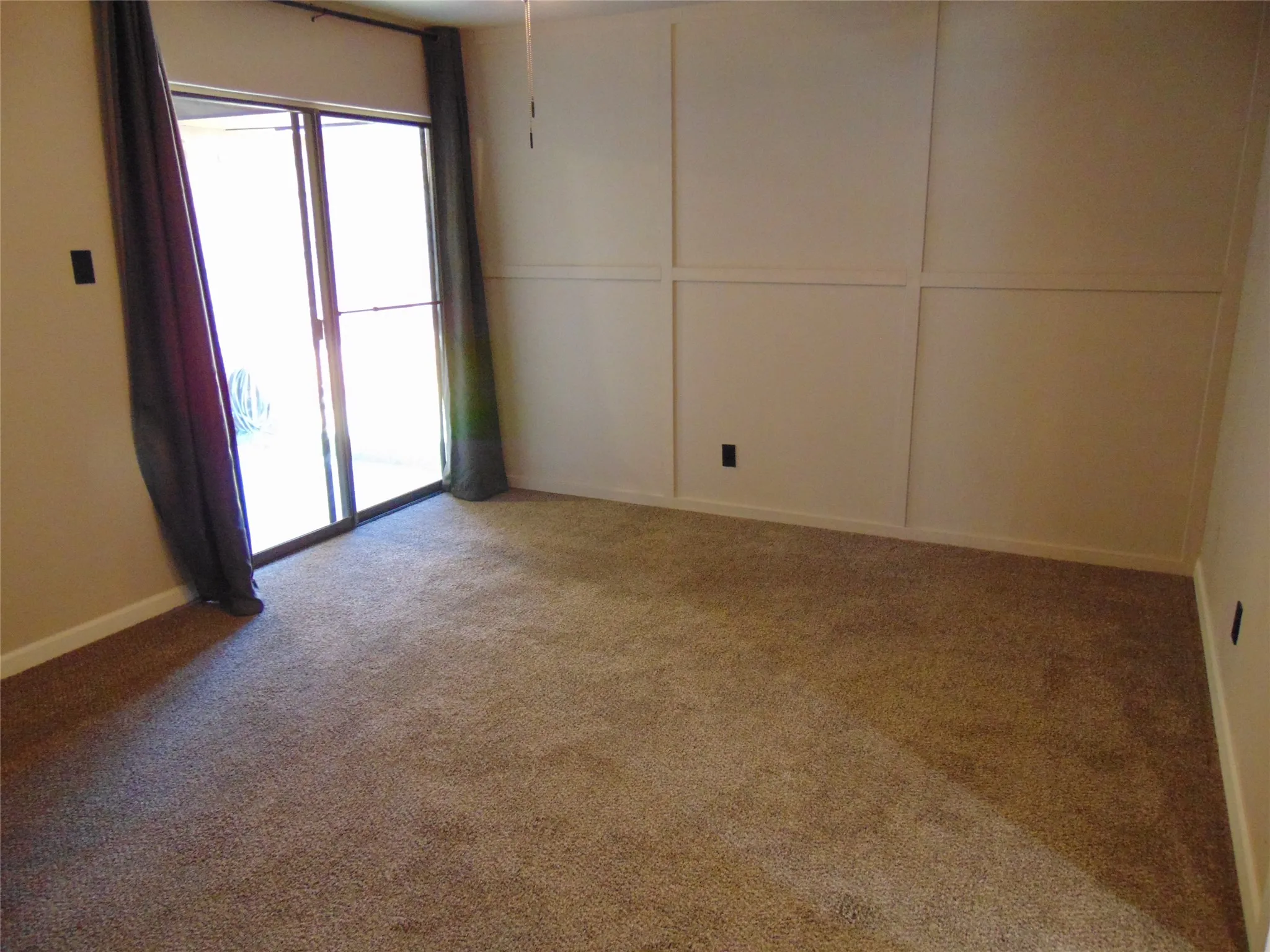 Single Family Residence For Sale in Denton County , 9 Whispering Lane, Hickory Creek, Texas 75065, 3 Bedroom, 2 Bathroom, 2 Garage spaces, 1,966 Sqft, built in 1977, mls#21325866, Real Estate Agent in Hickory Creek, Homes For Sale in Denton county, Homes For Sale in Hickory Creek, Realtor in Hickory Creek Texas, Real Estate Brokerage Independent Realty Texas, Luminita Cordes Realtor
